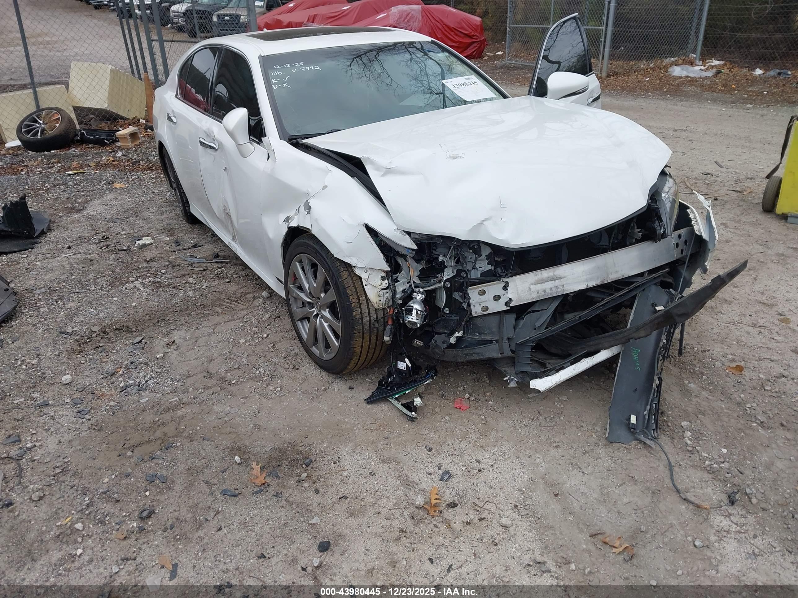 LEXUS GS image 6