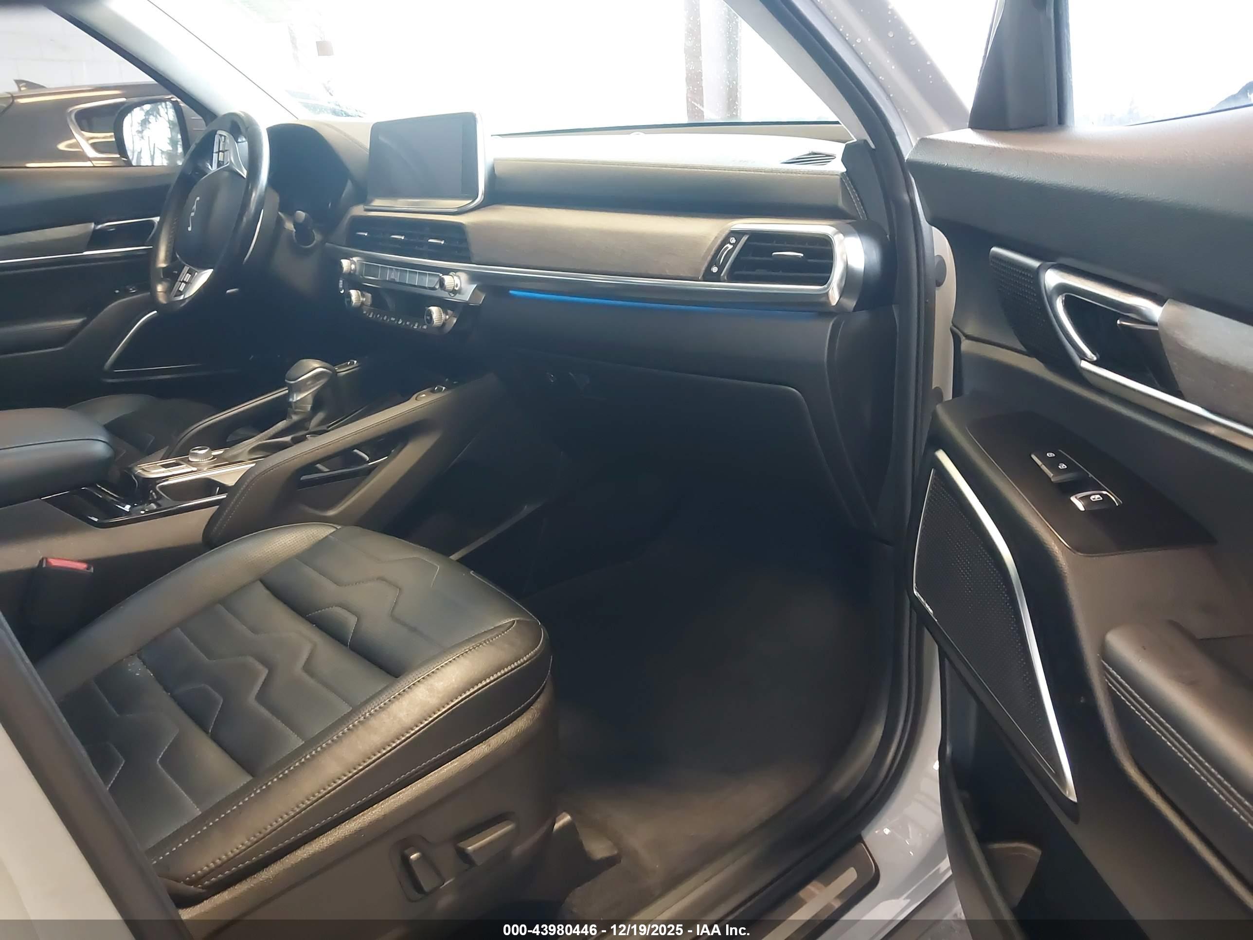 KIA TELLURIDE image 5