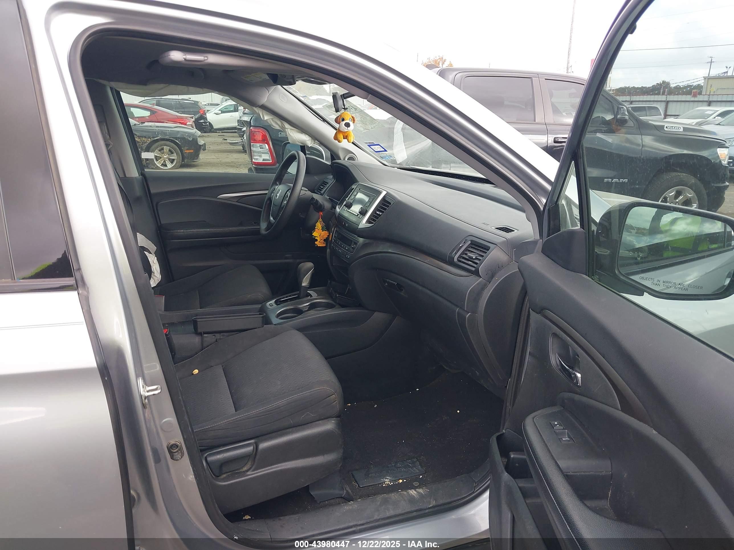 HONDA RIDGELINE image 5
