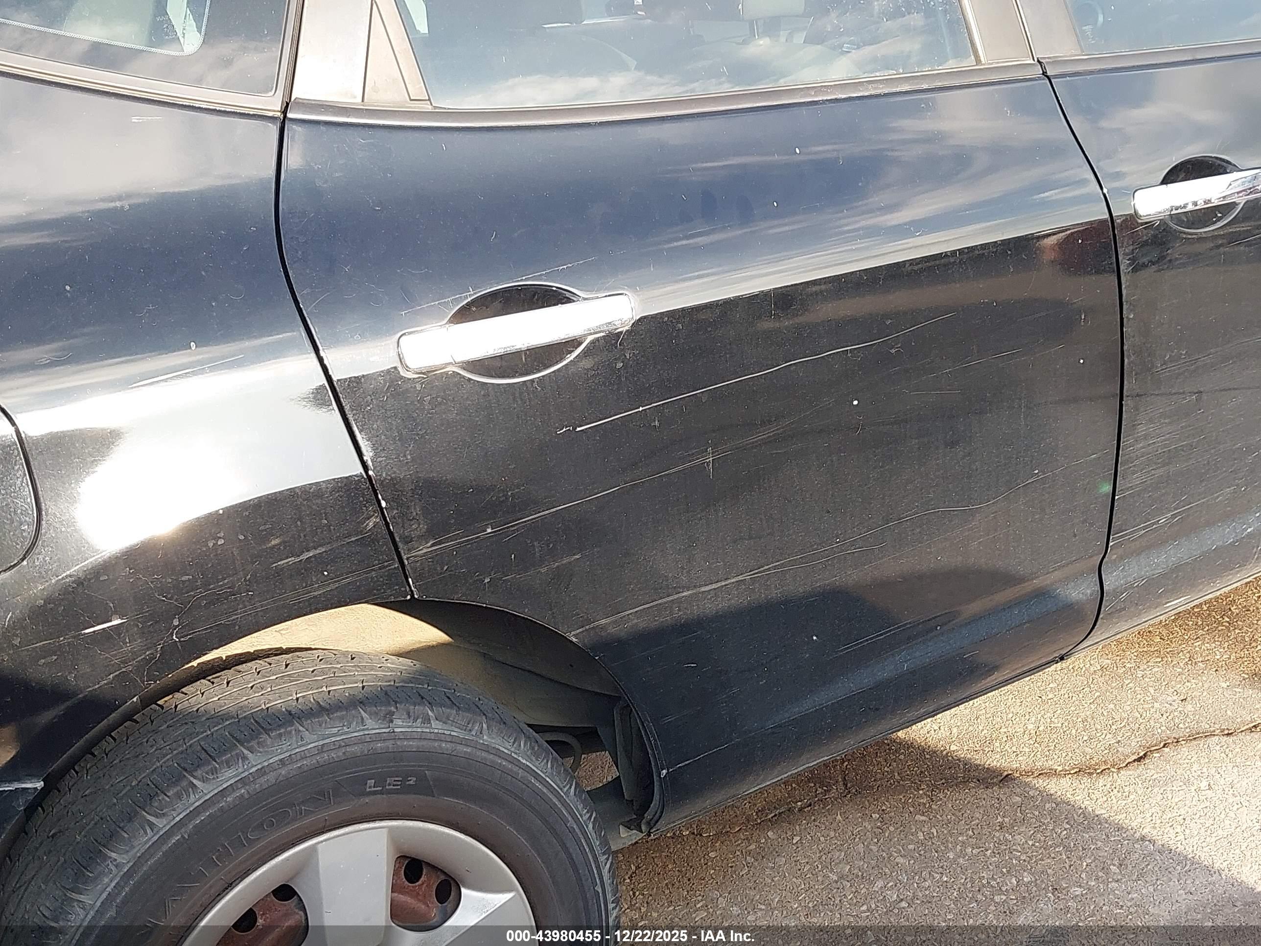 NISSAN ROGUE image 6