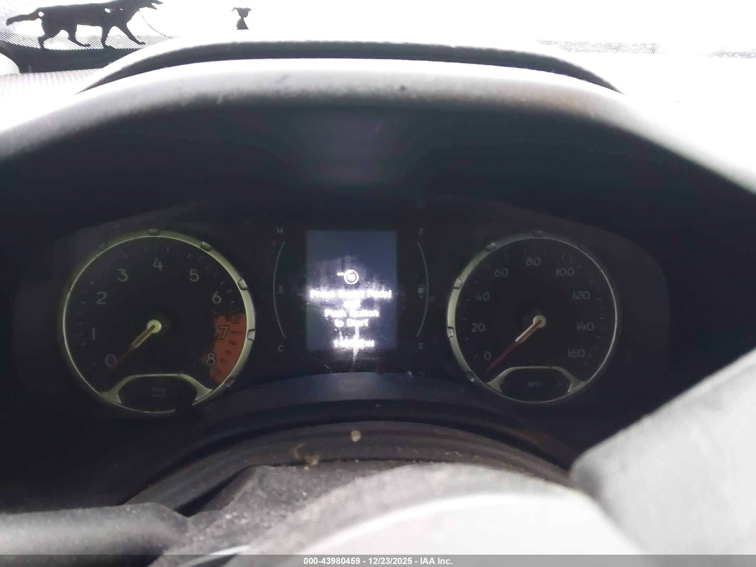 JEEP RENEGADE image 7