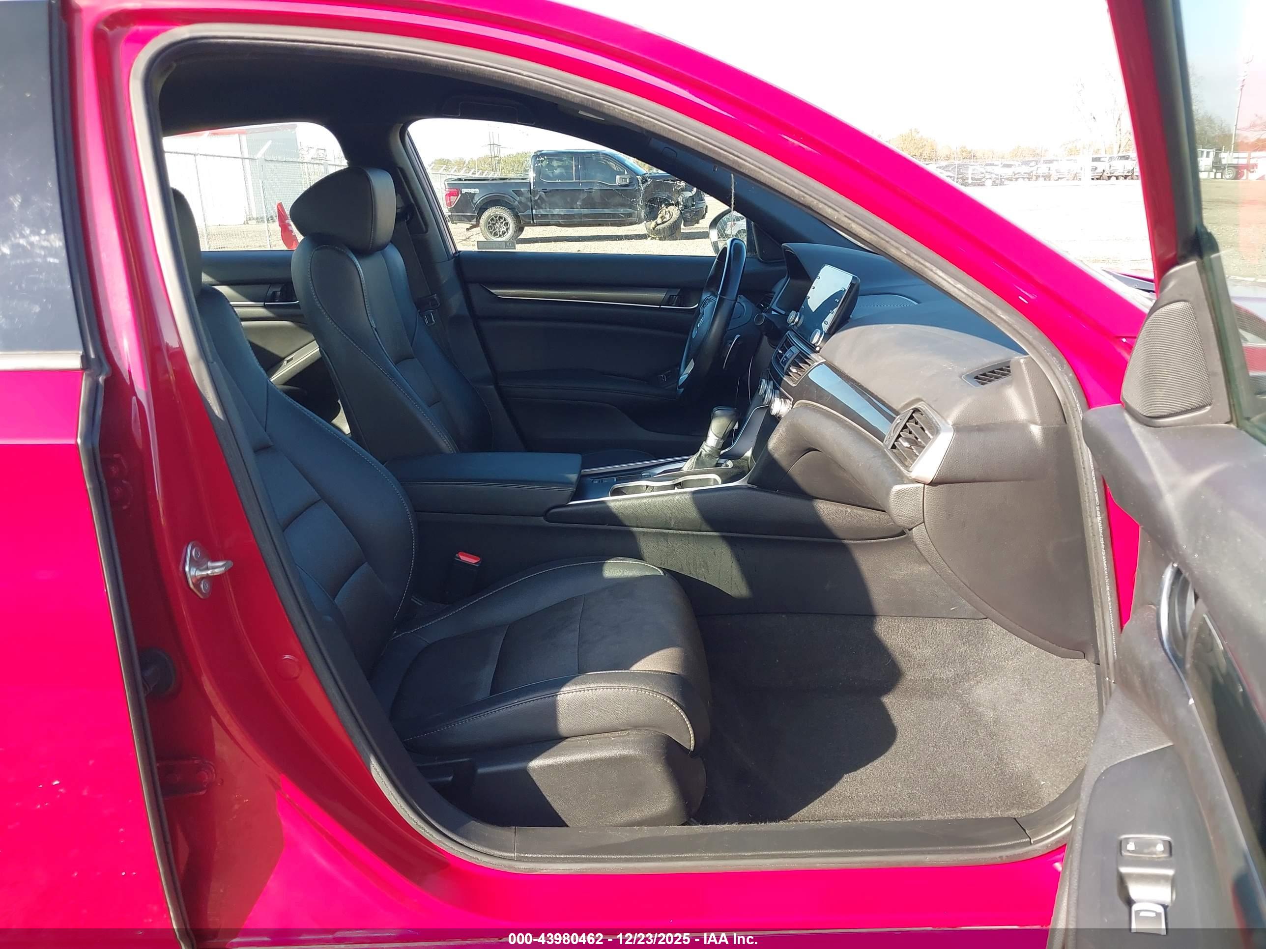 HONDA ACCORD image 5