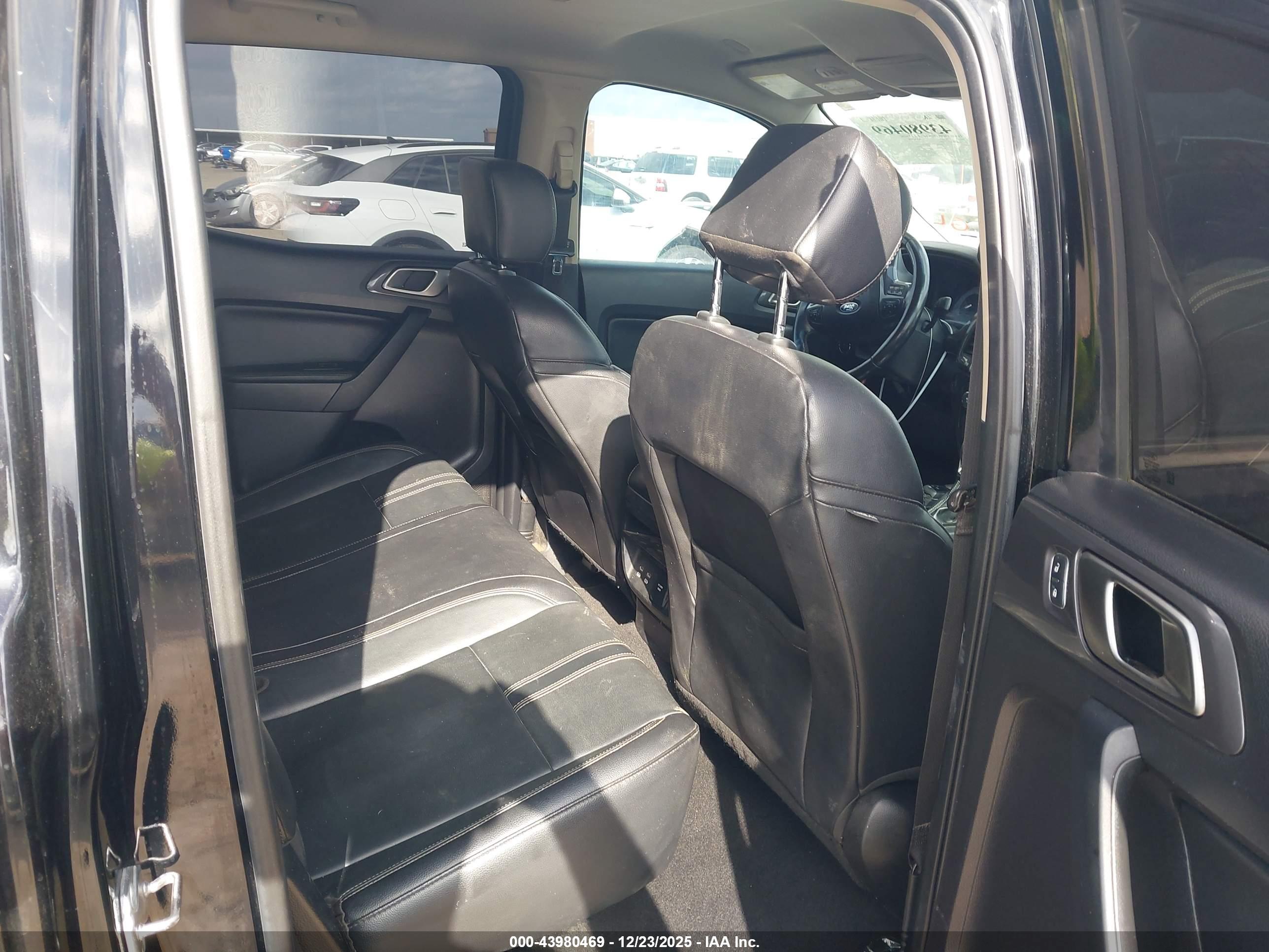 FORD RANGER image 8