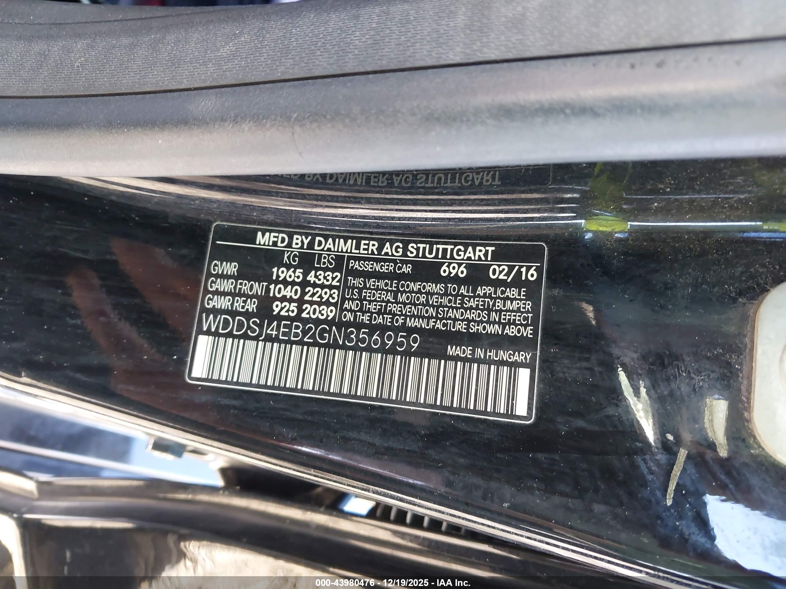 MERCEDES-BENZ CLA image 9