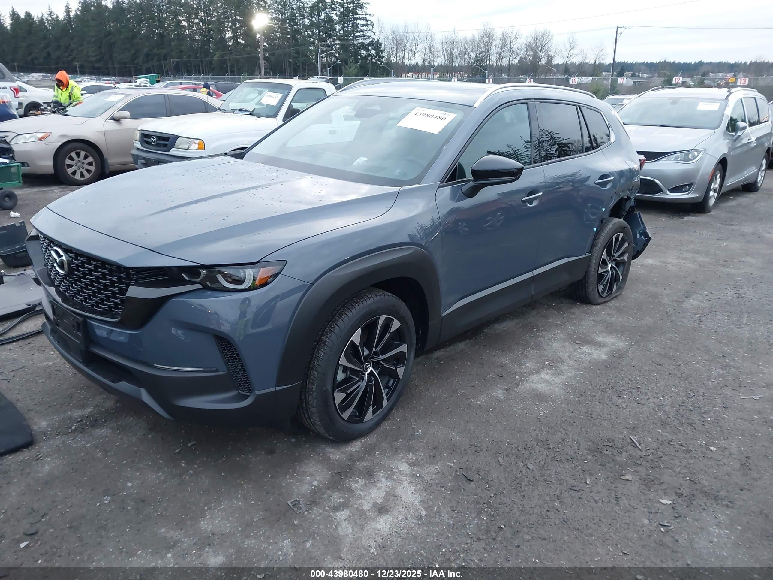MAZDA CX-50 image 2