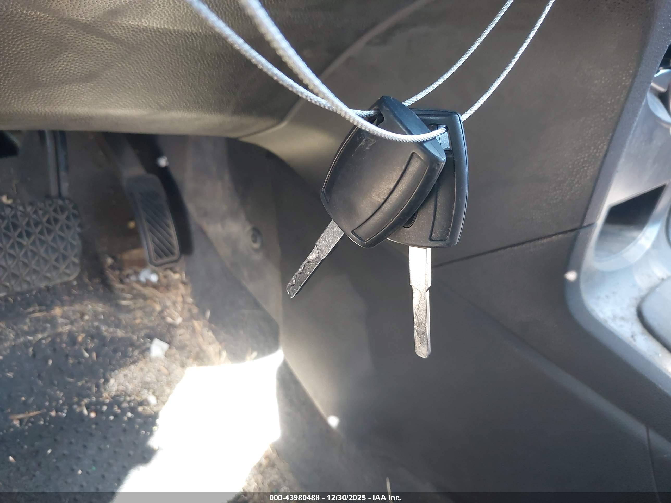 FORD FIESTA image 11