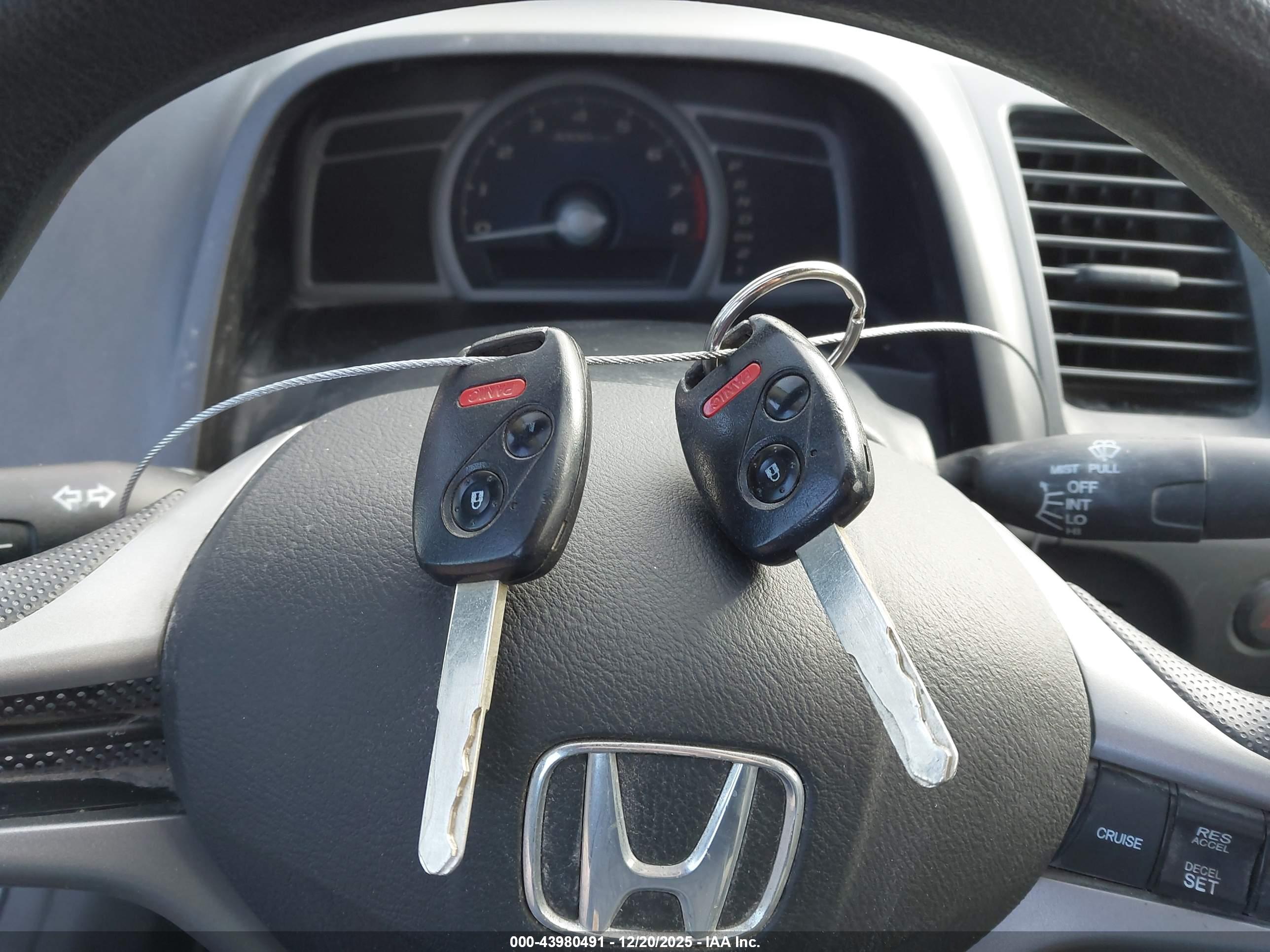 HONDA CIVIC image 11