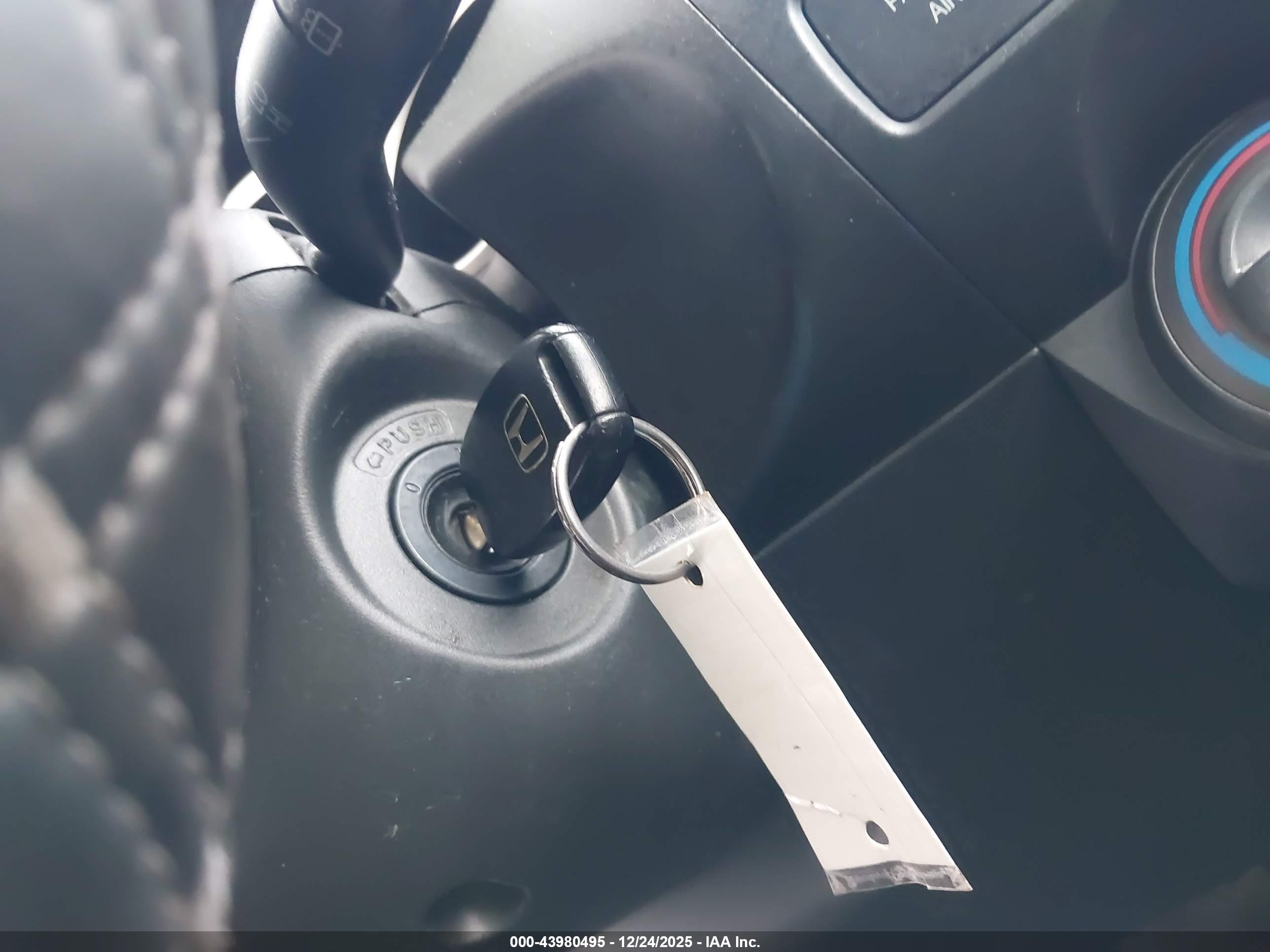 HONDA FIT image 11