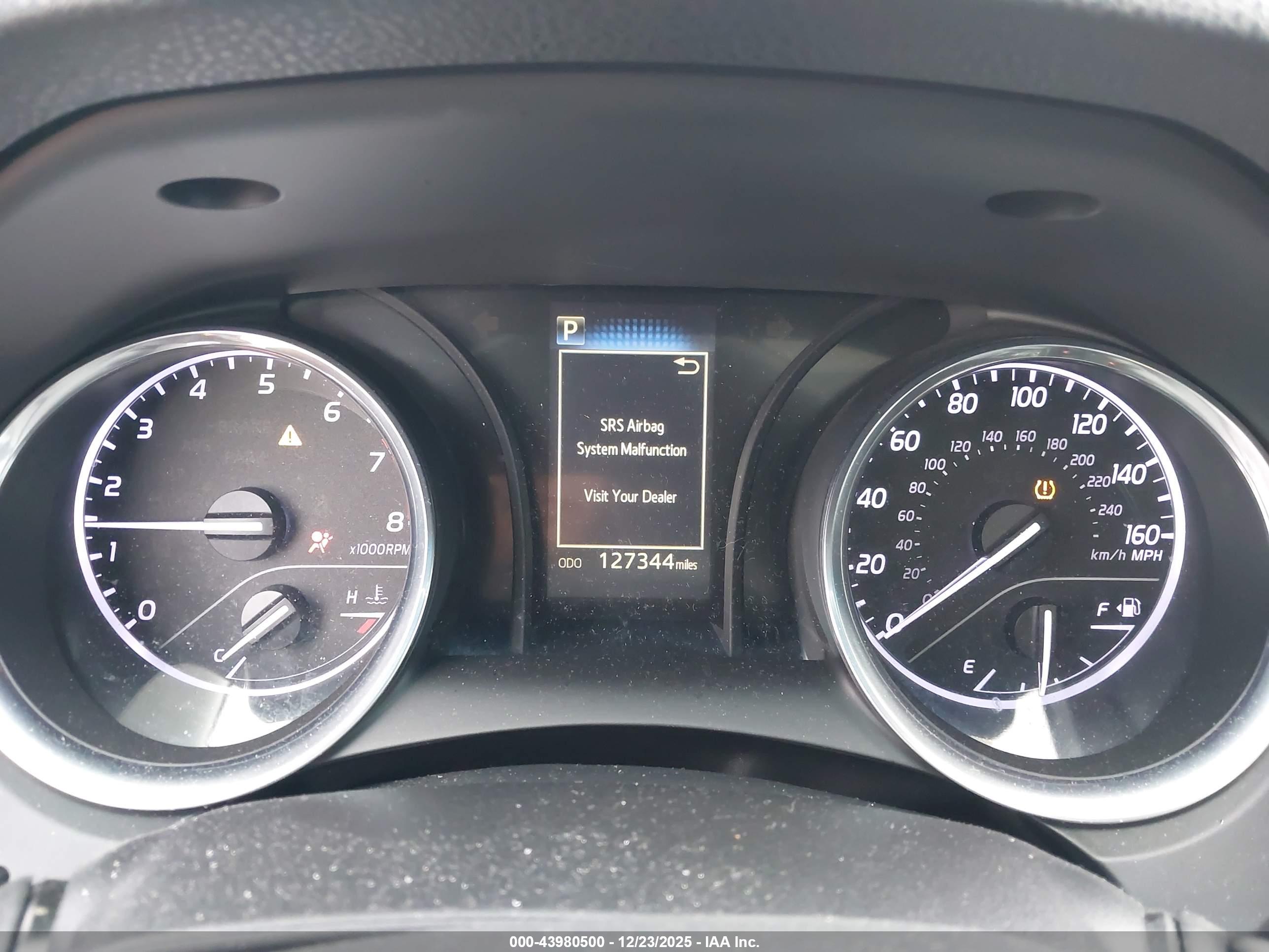 TOYOTA CAMRY image 7