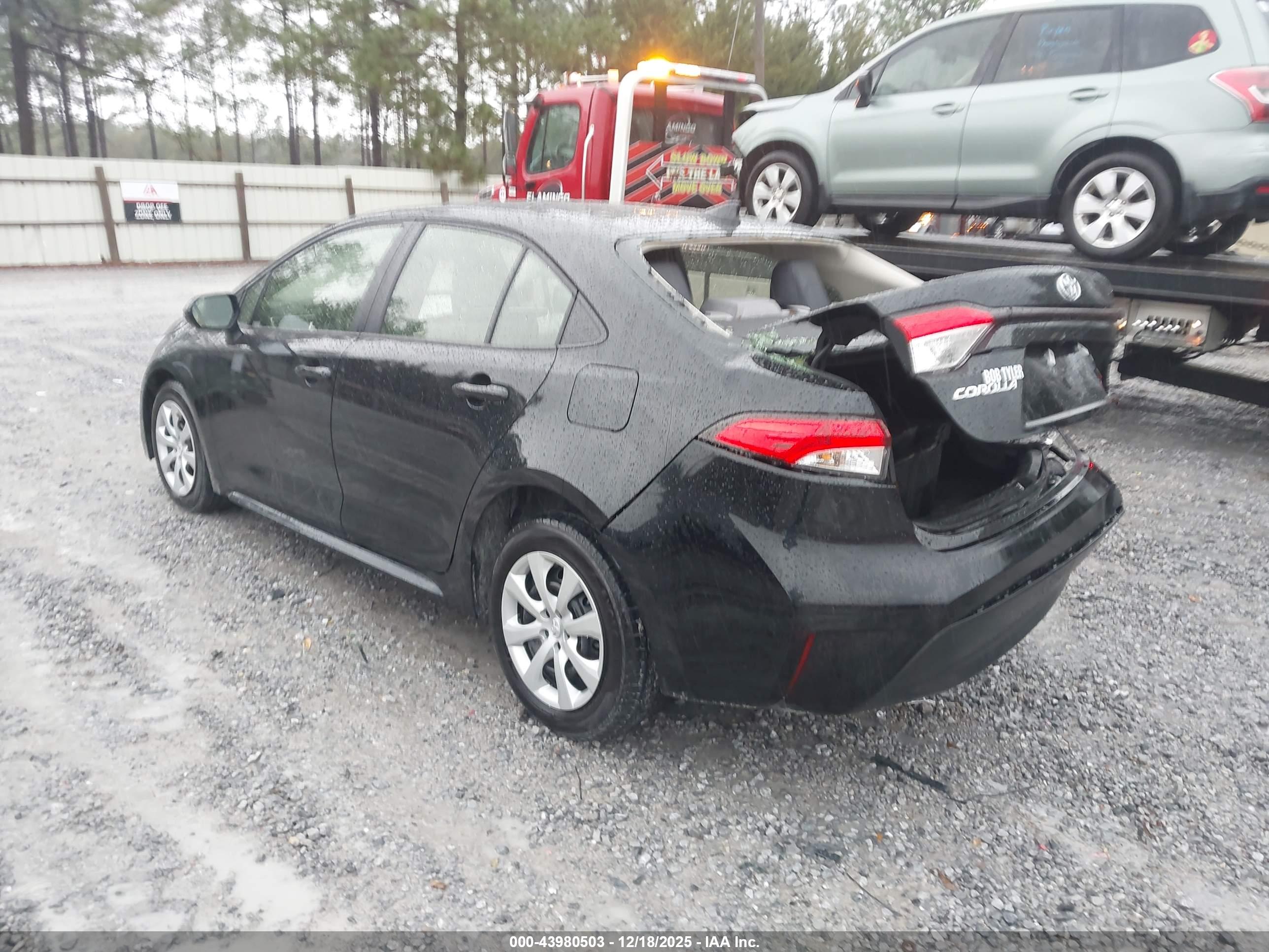 TOYOTA COROLLA image 3