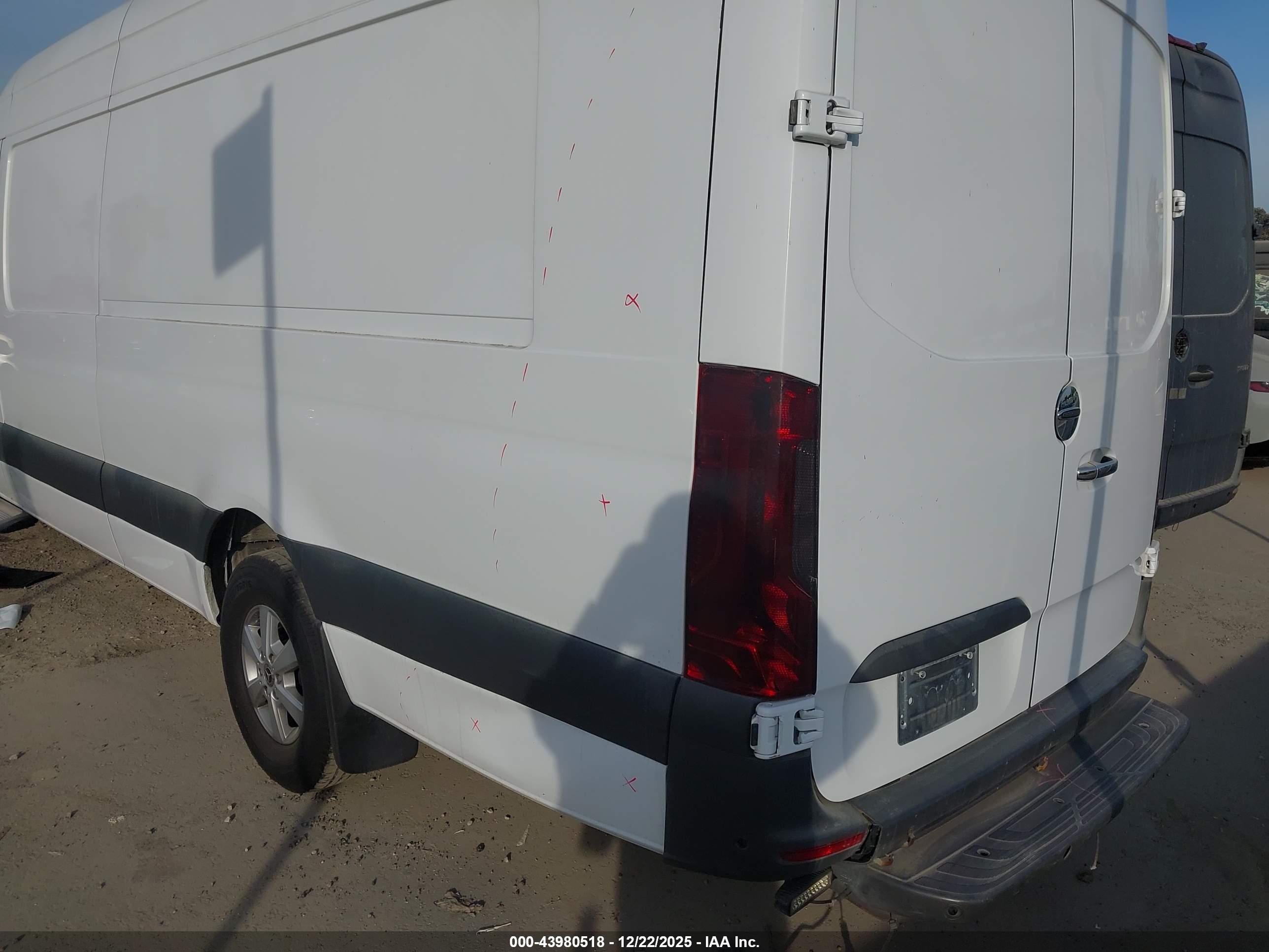 FREIGHTLINER SPRINTER image 6
