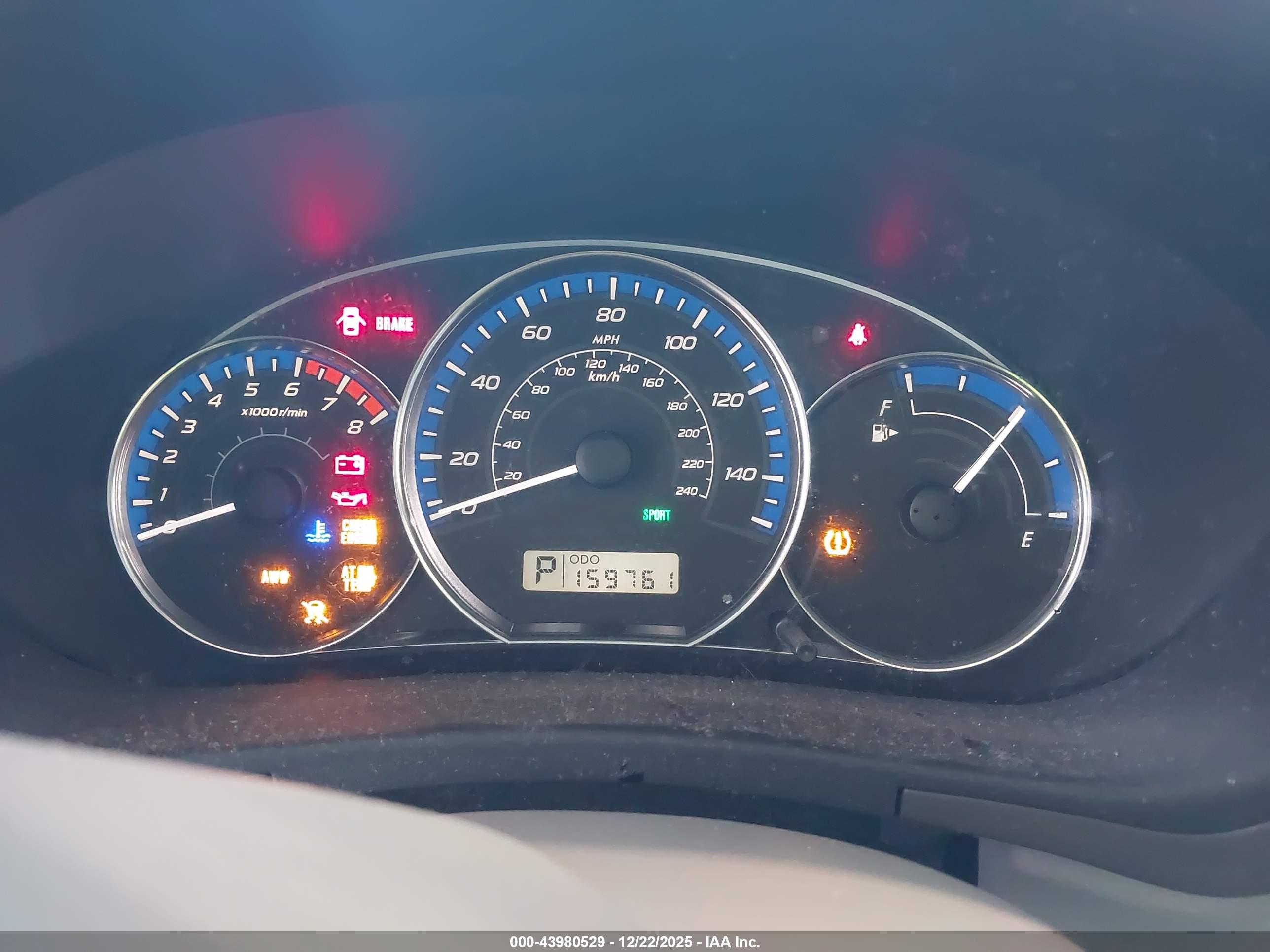 SUBARU FORESTER image 7