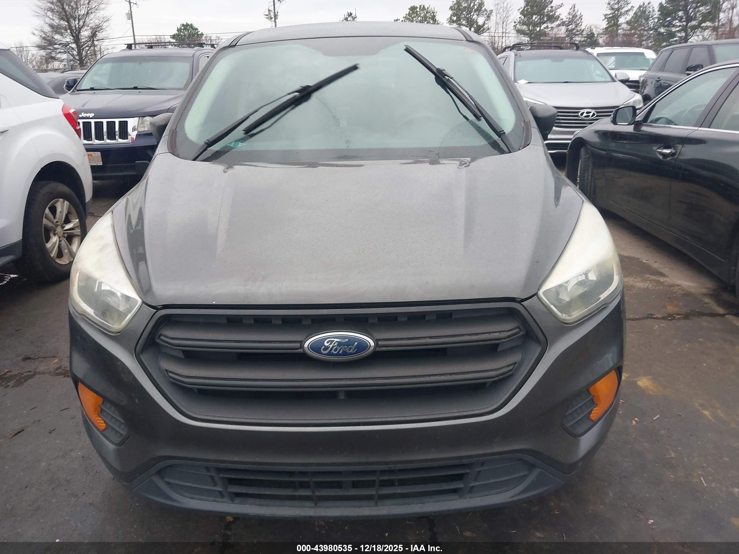 FORD ESCAPE image 6
