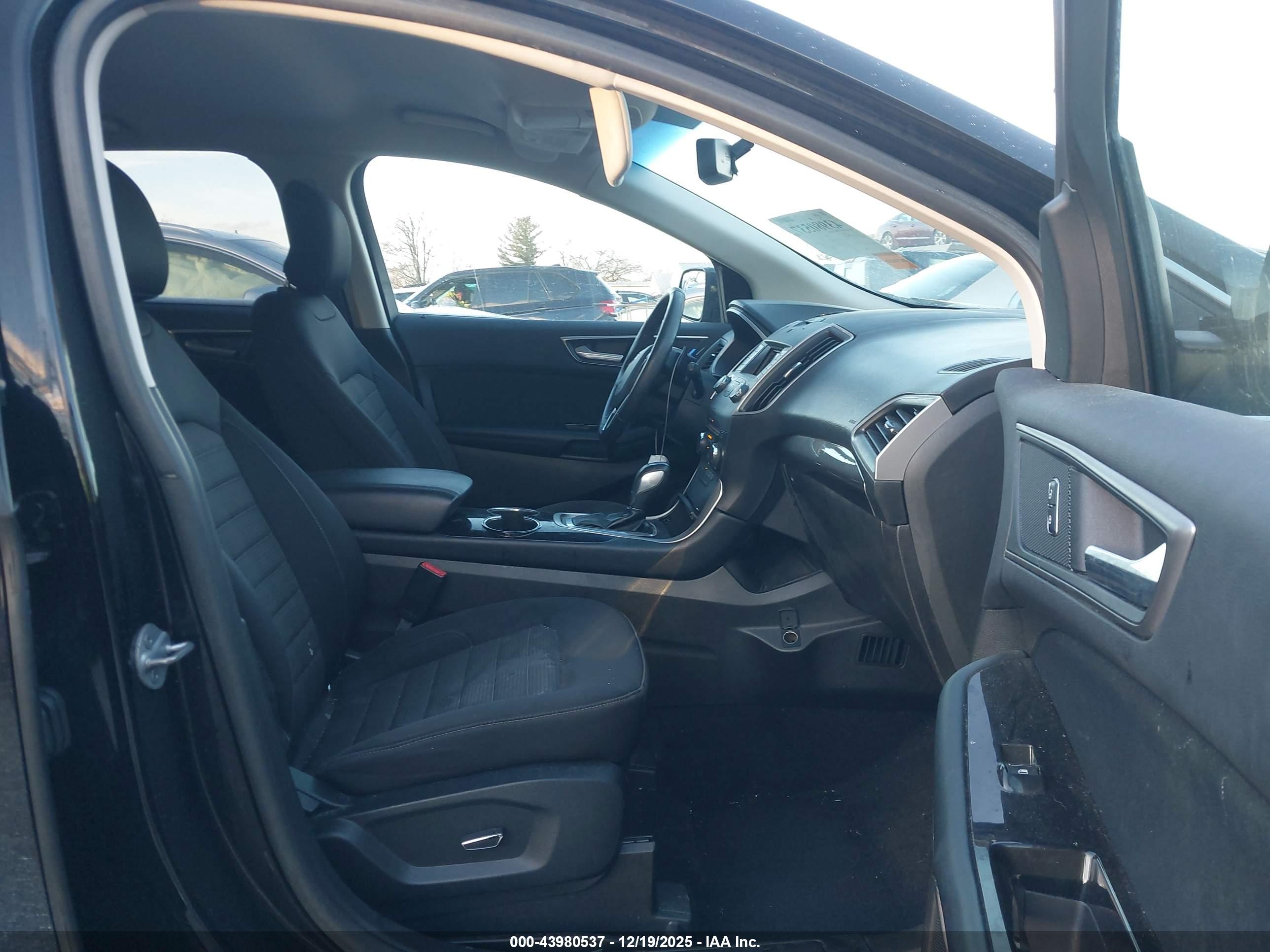FORD EDGE image 5