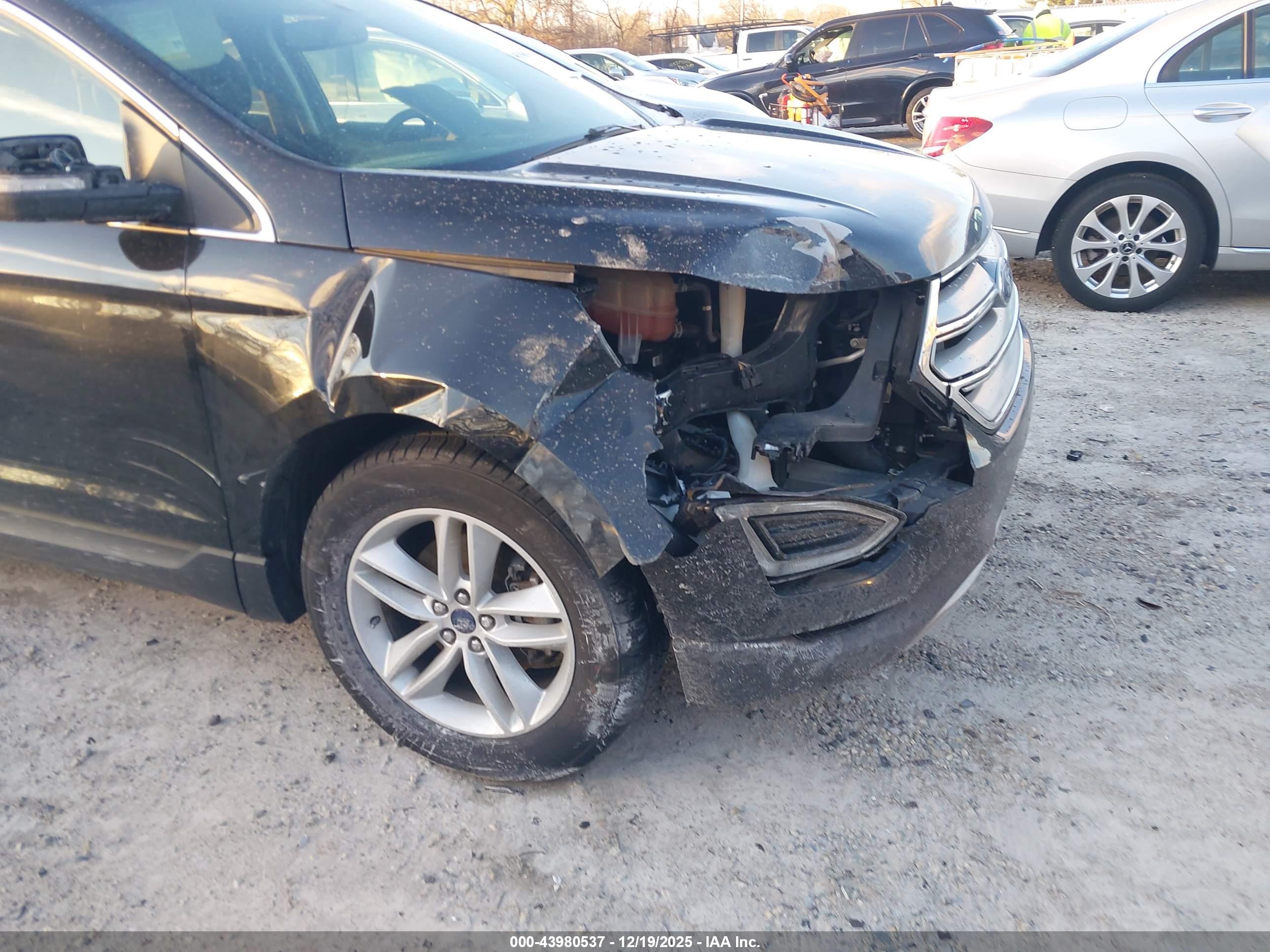 FORD EDGE image 6