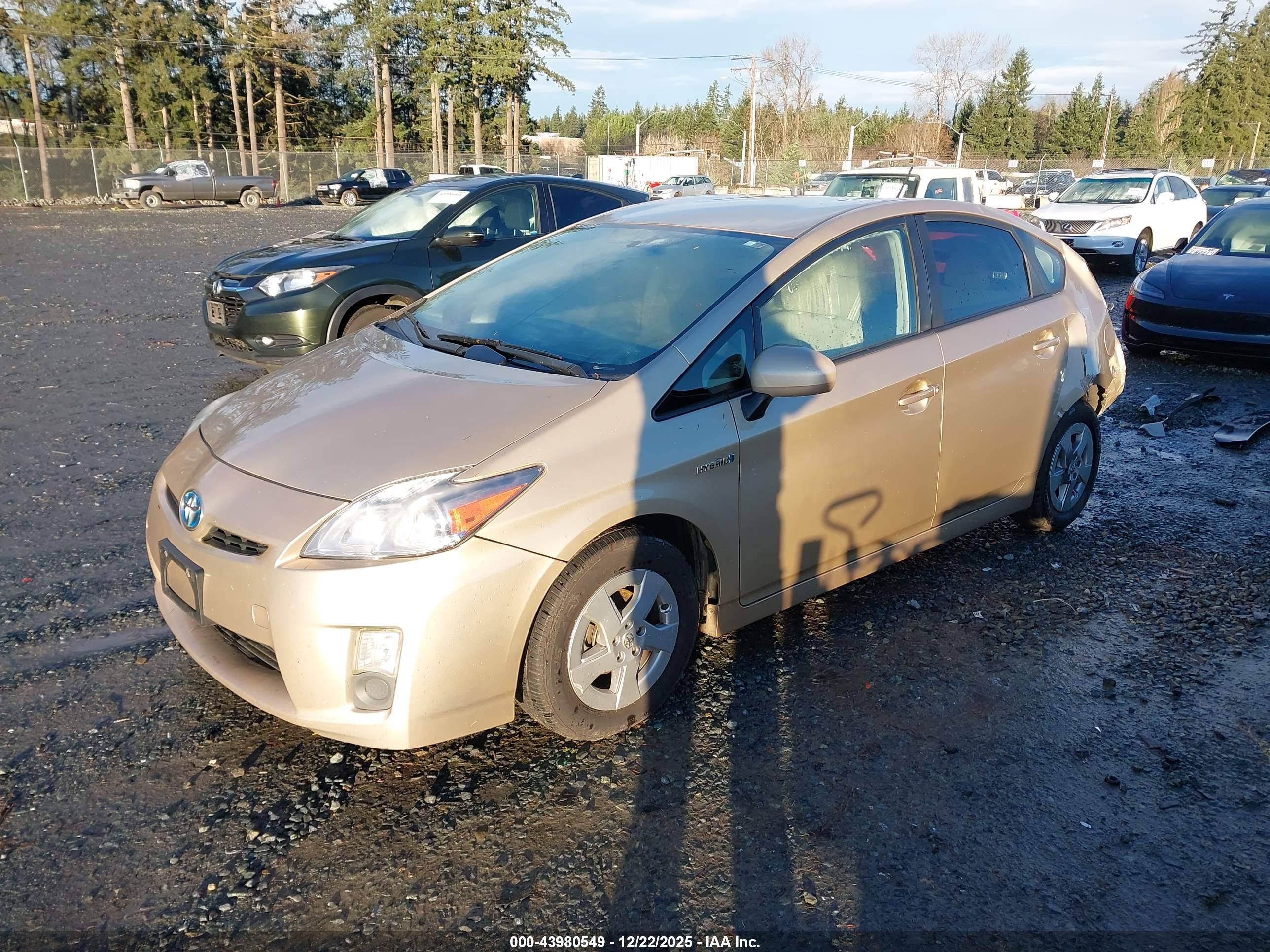 TOYOTA PRIUS image 2