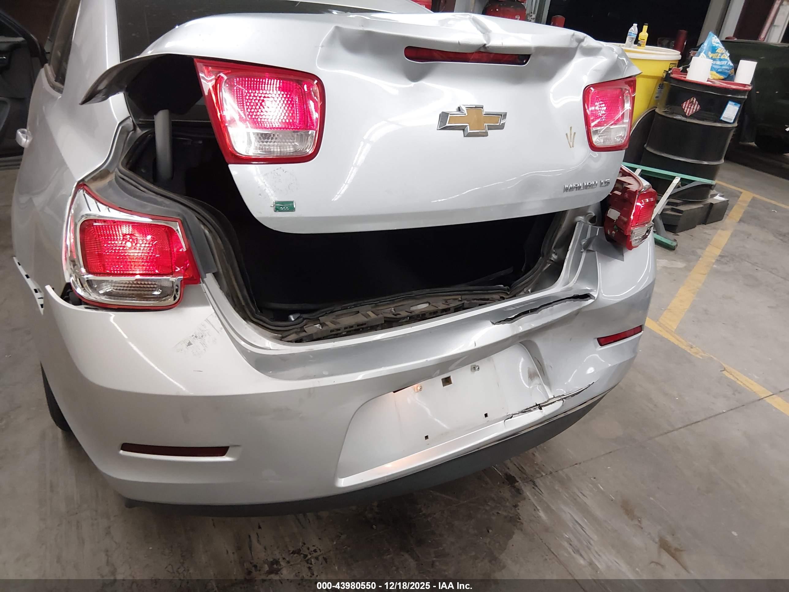 CHEVROLET MALIBU image 6