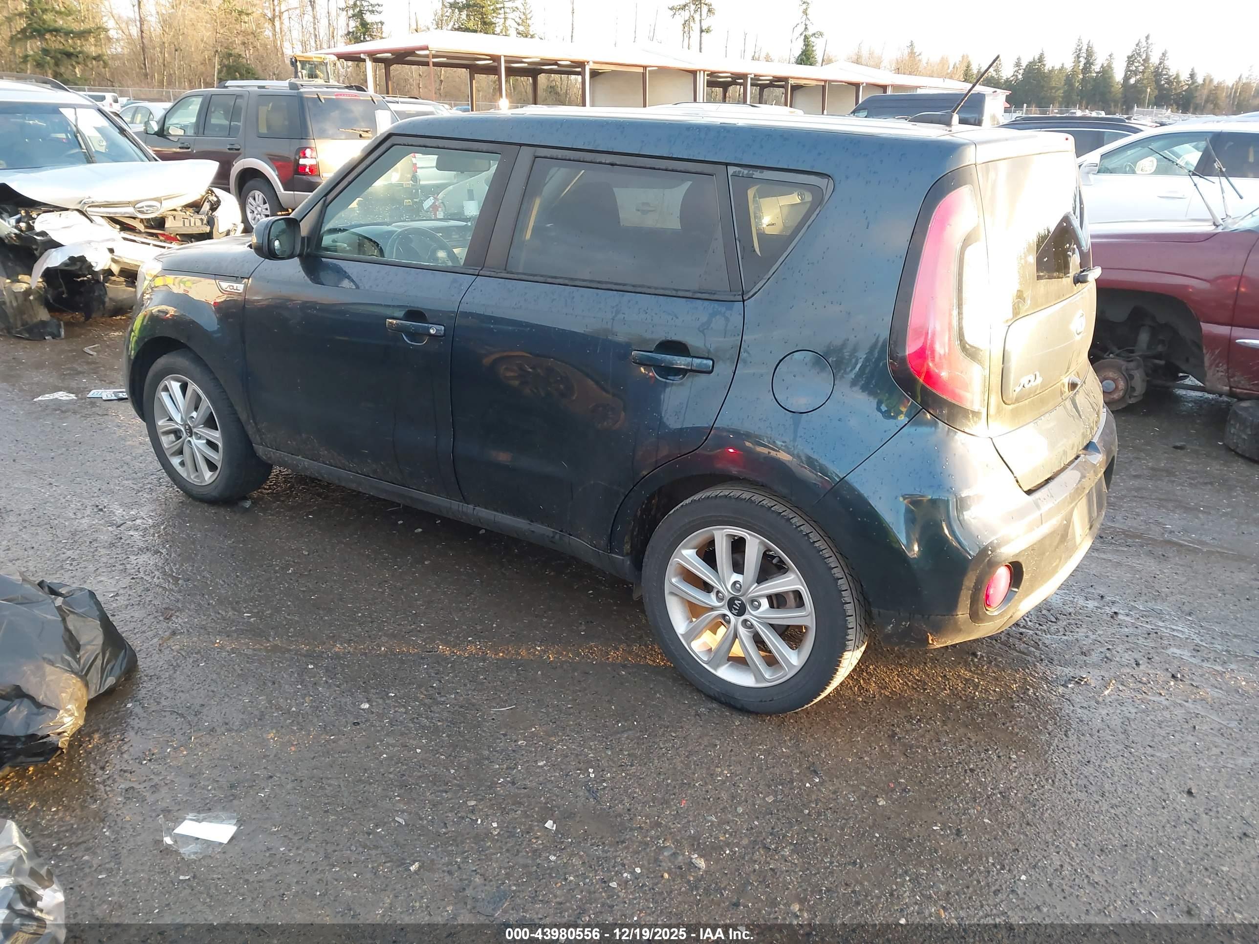 KIA SOUL image 3