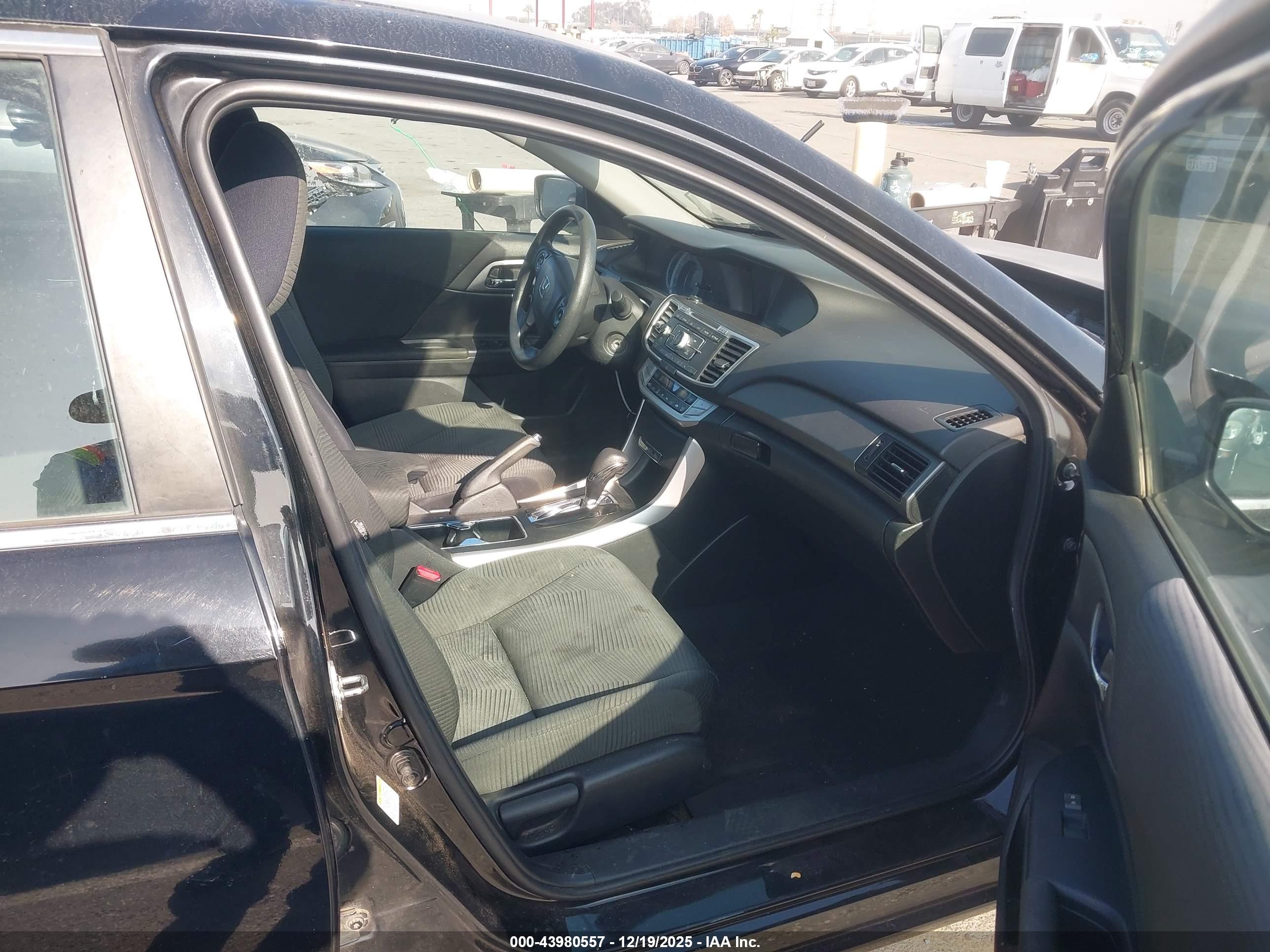 HONDA ACCORD image 5