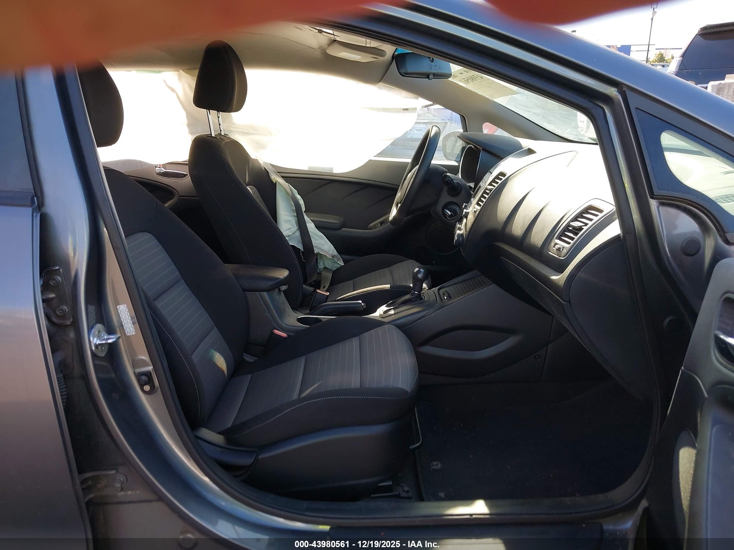 KIA FORTE image 5