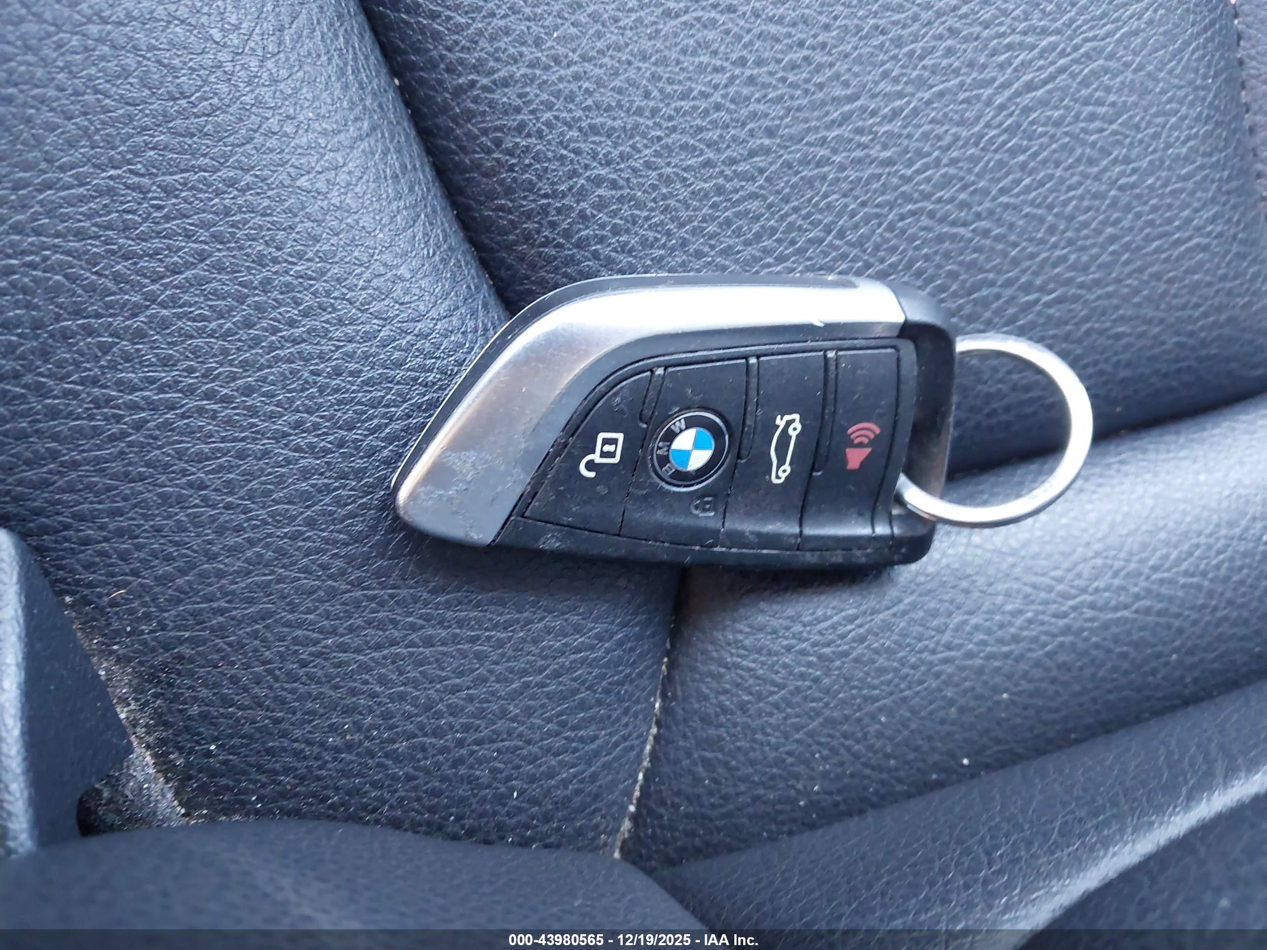 BMW X1 image 11