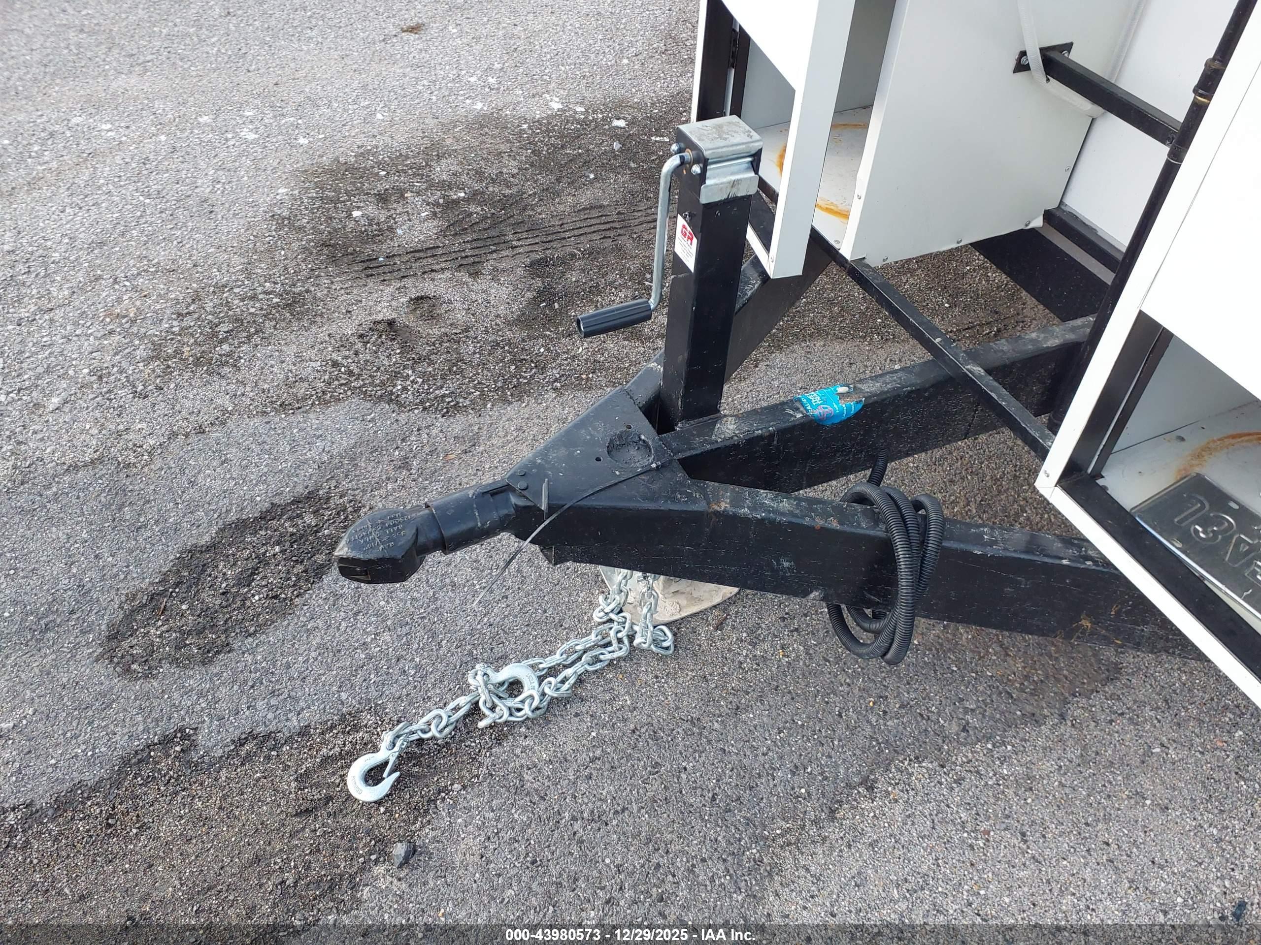 FUD TRAILERS image 10