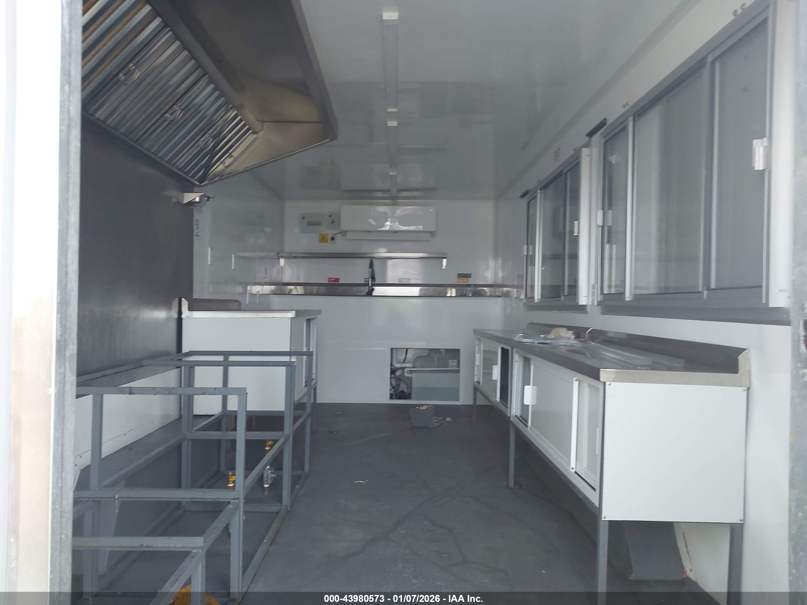 FUD TRAILERS image 5