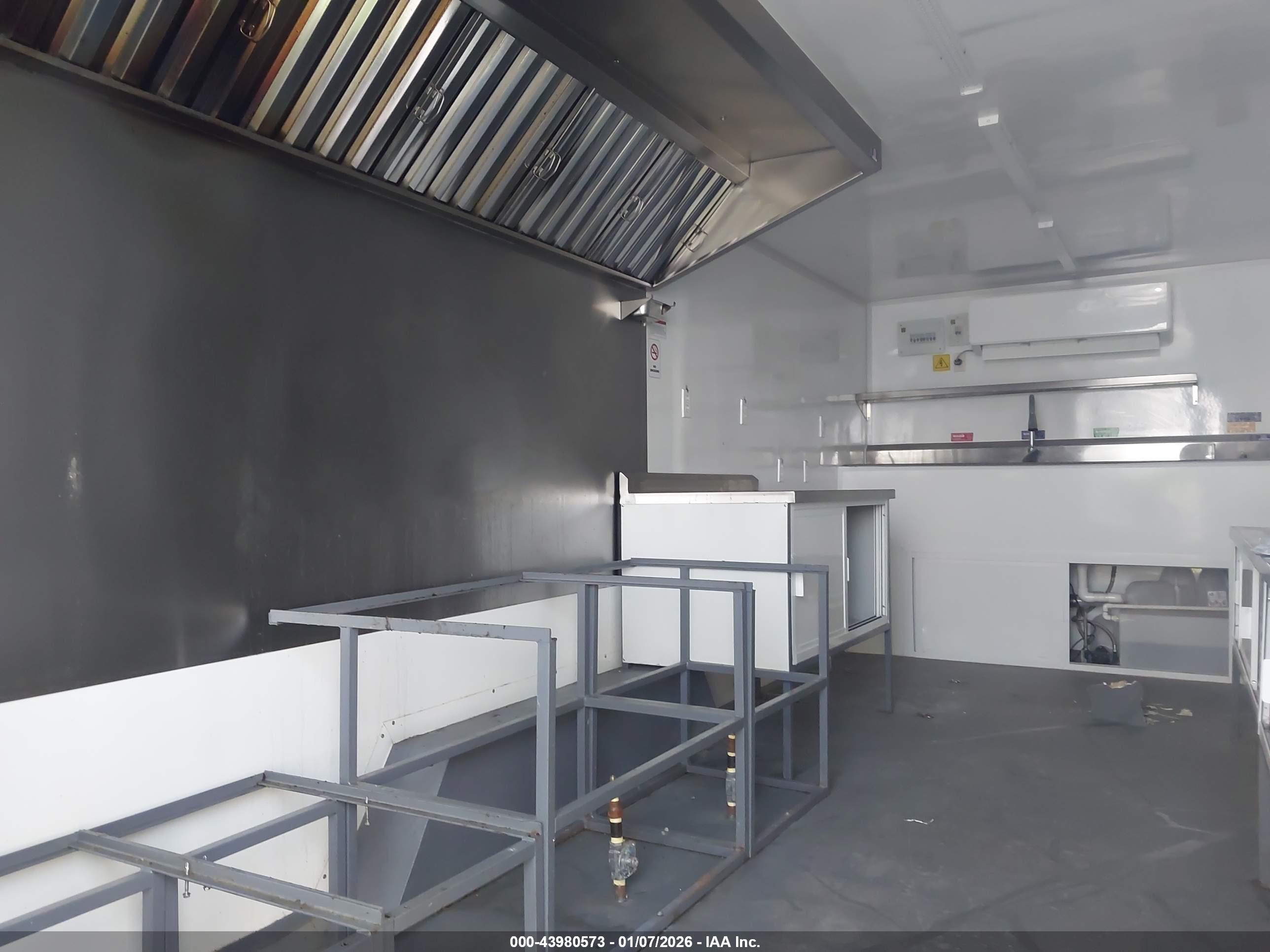 FUD TRAILERS image 8