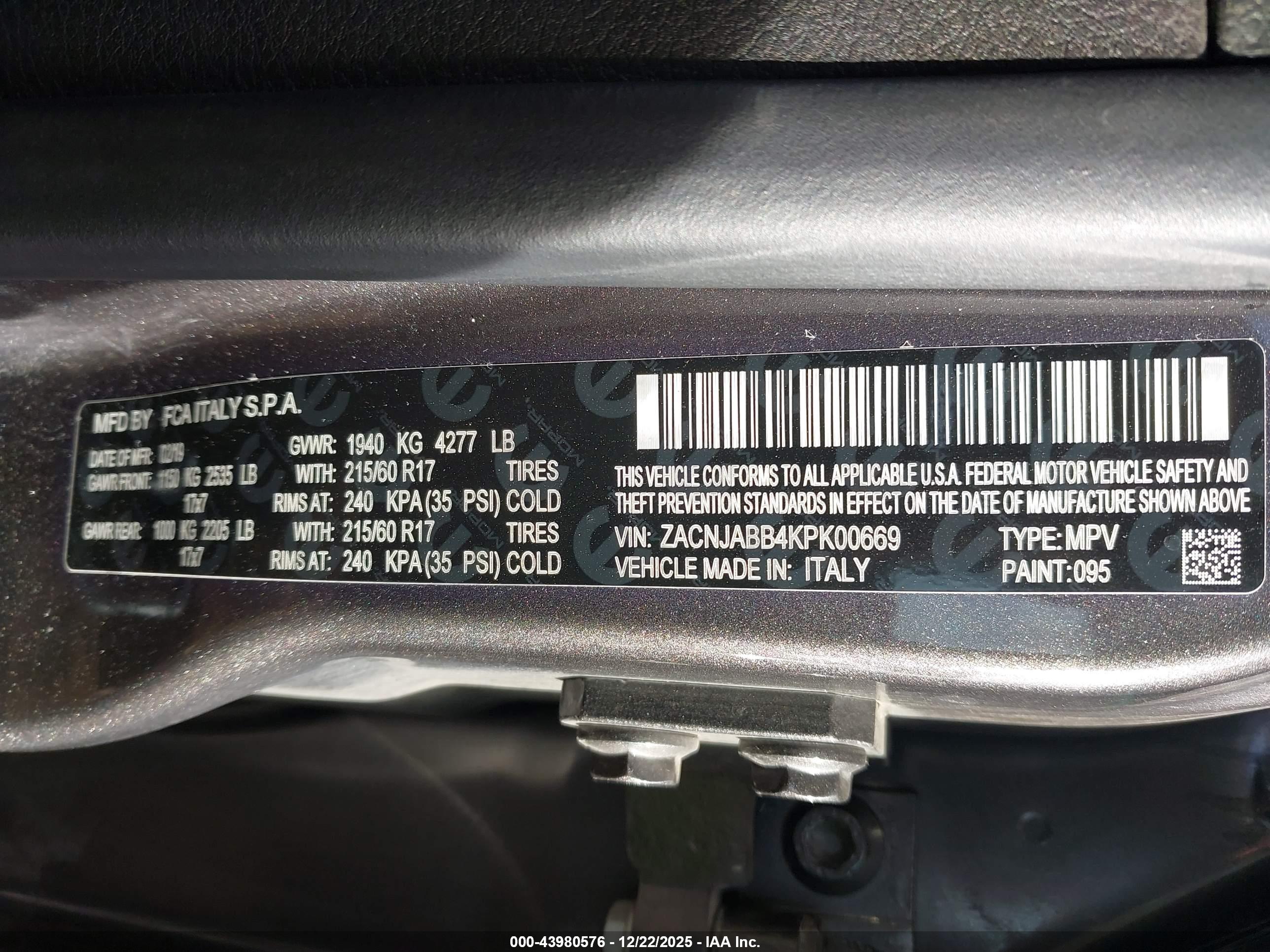 JEEP RENEGADE image 9