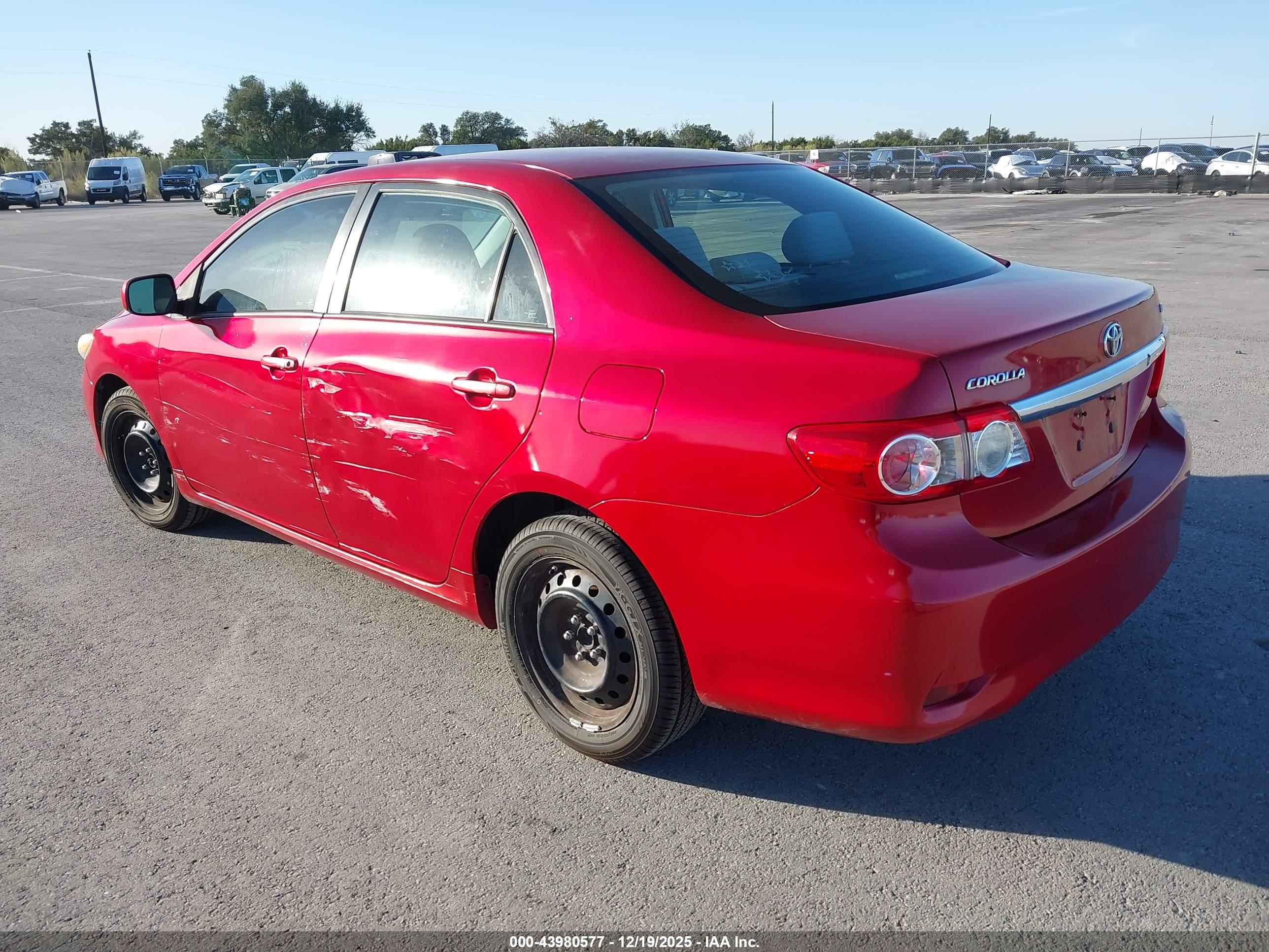 TOYOTA COROLLA image 3