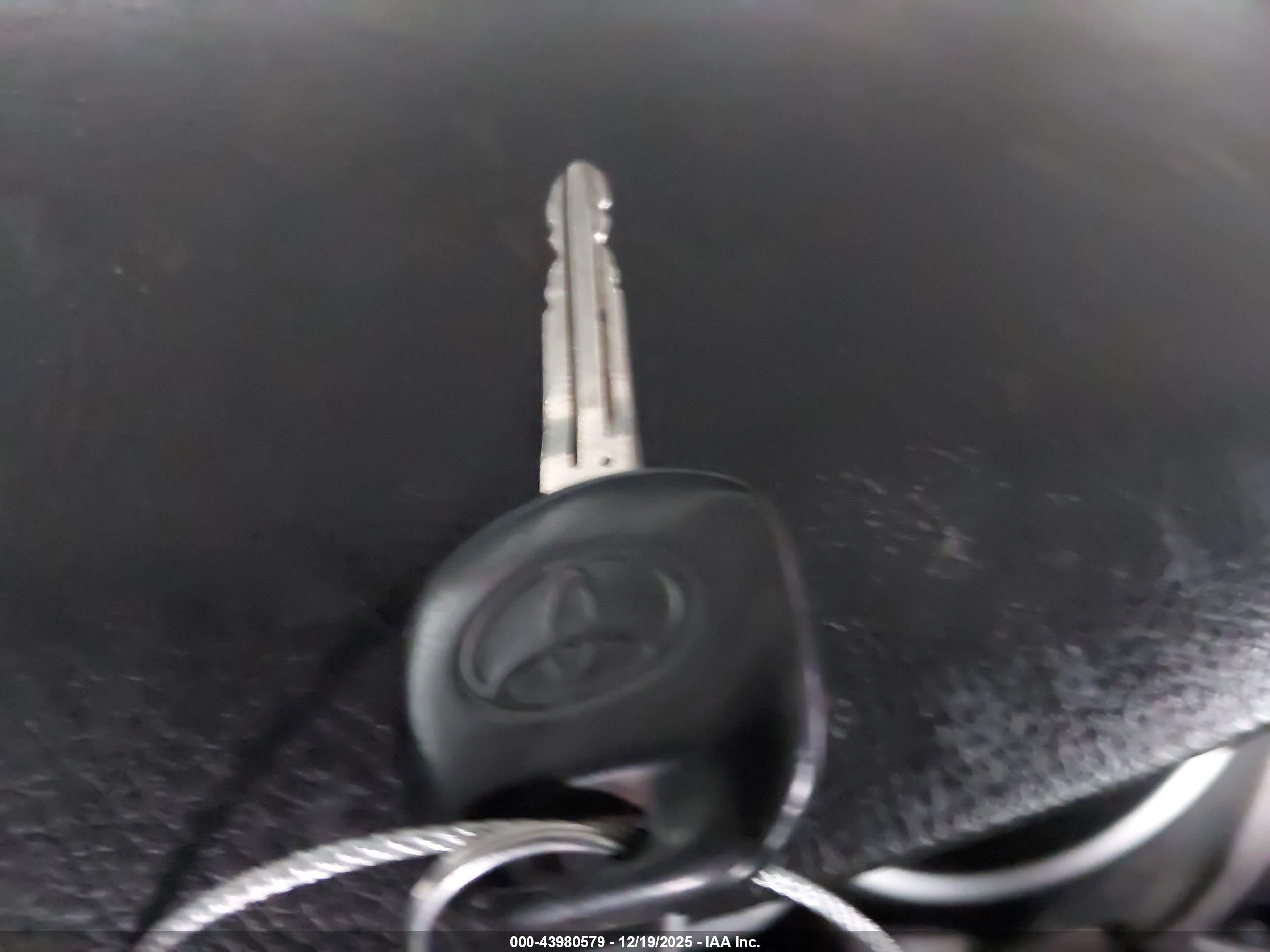 TOYOTA TACOMA image 11