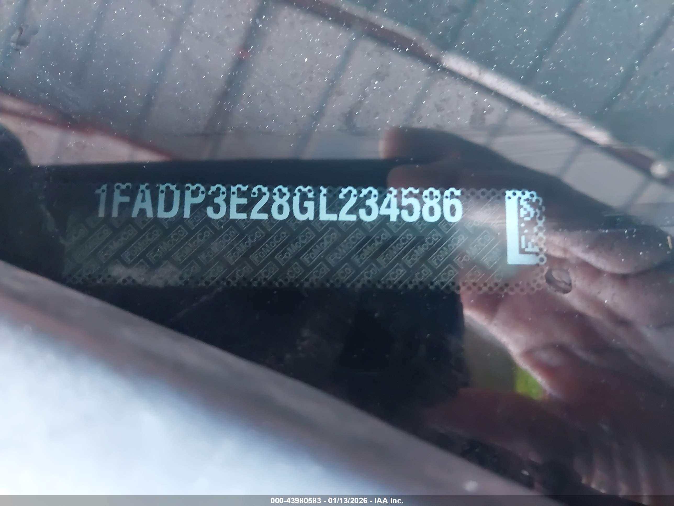FORD FOCUS image 9
