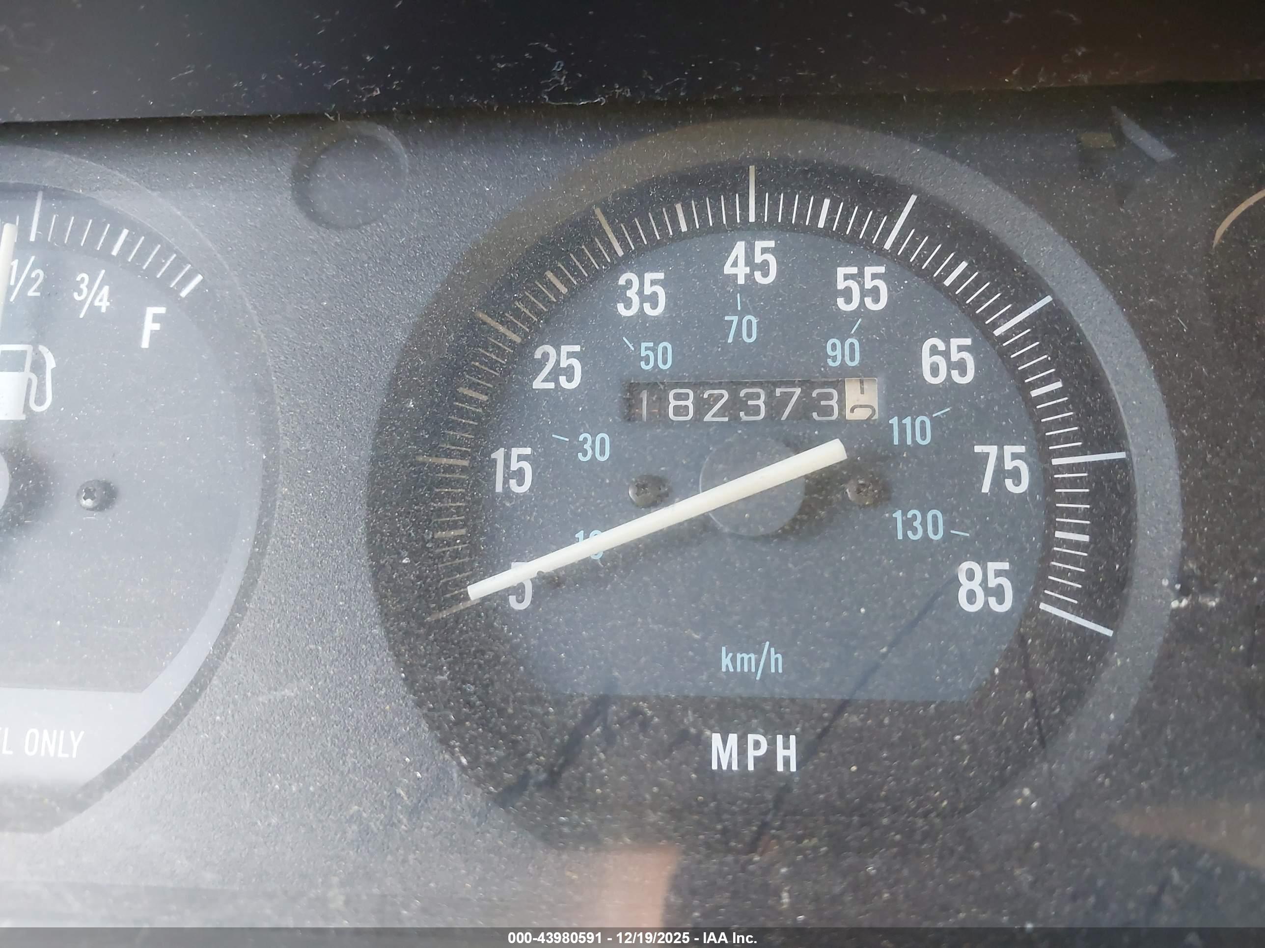 JEEP CHEROKEE image 7