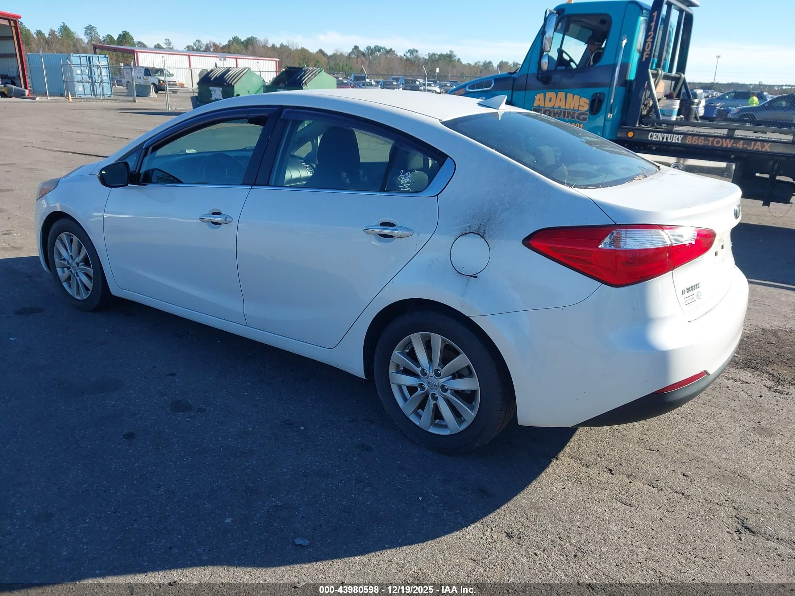 KIA FORTE image 3