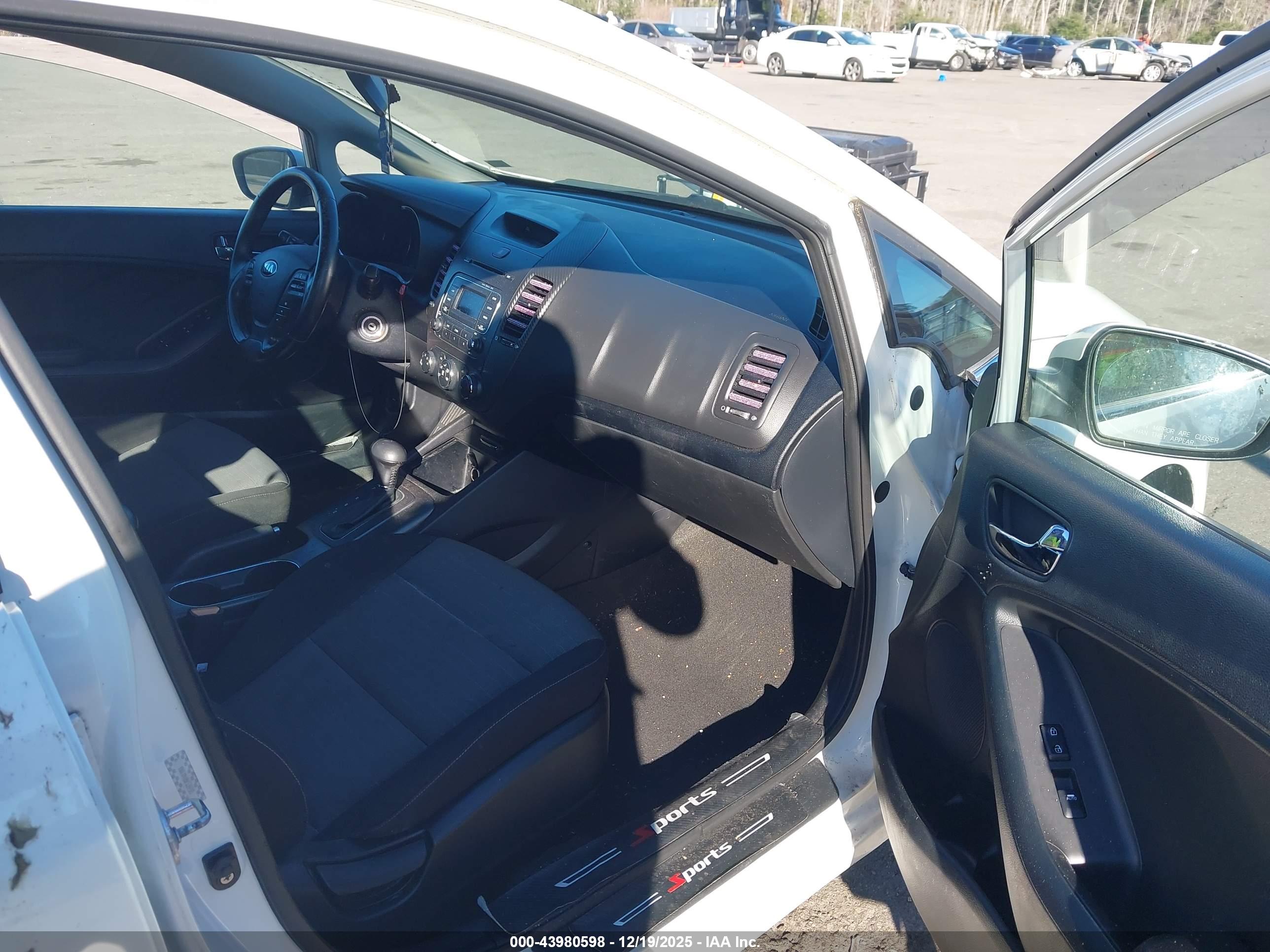 KIA FORTE image 5