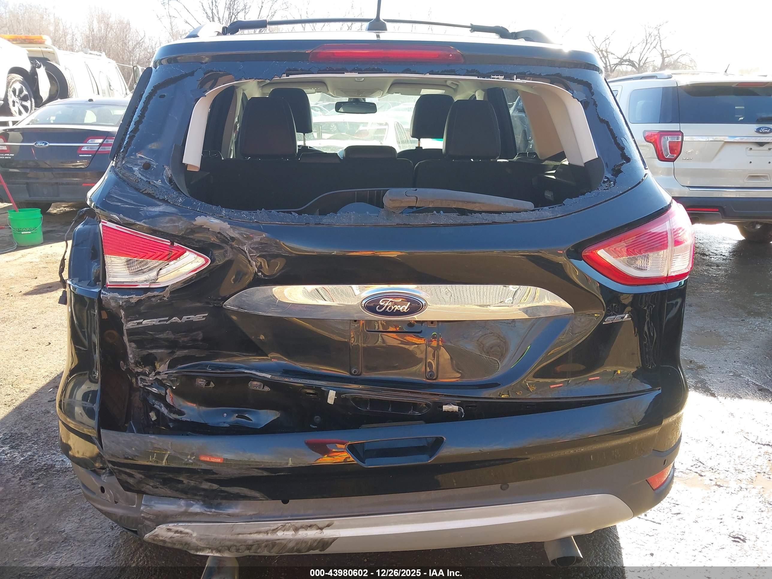 FORD ESCAPE image 6