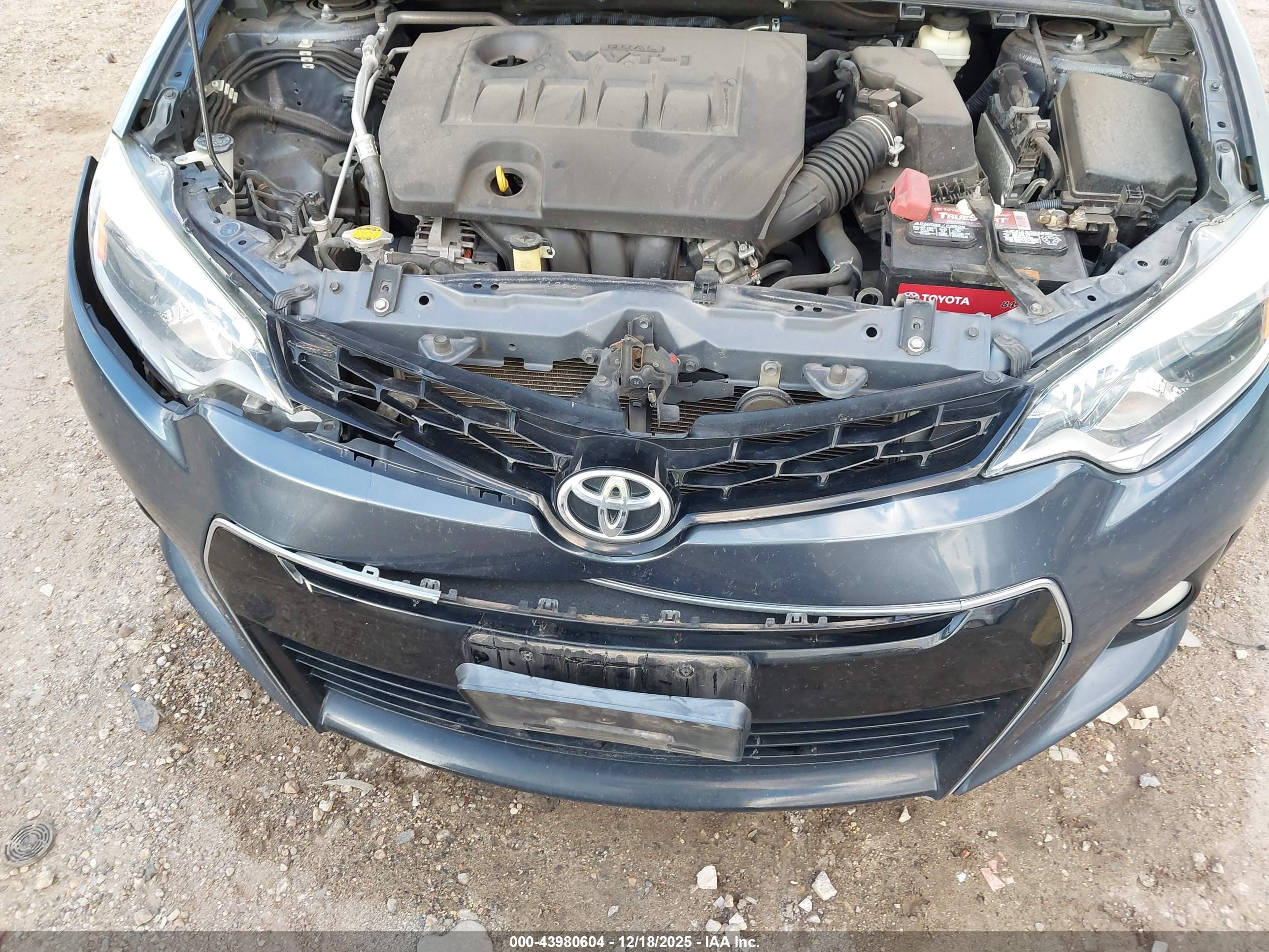 TOYOTA COROLLA image 6