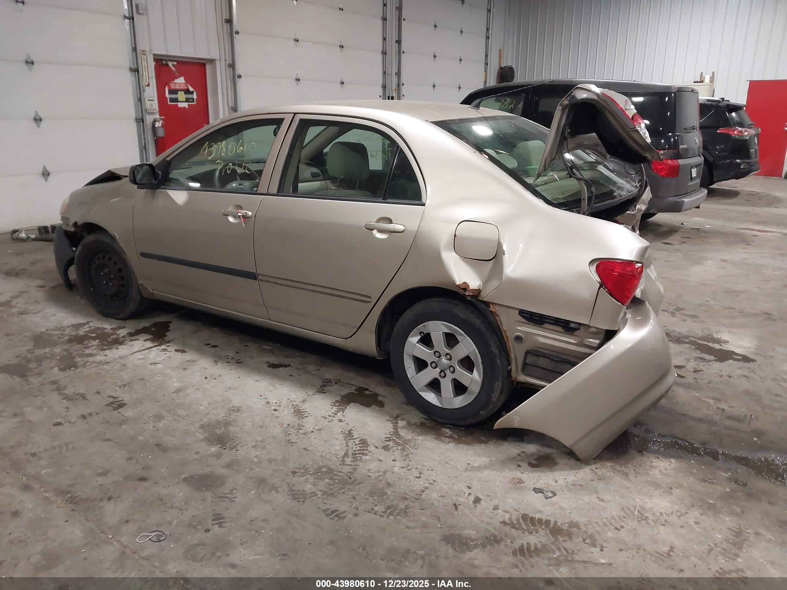 TOYOTA COROLLA image 3
