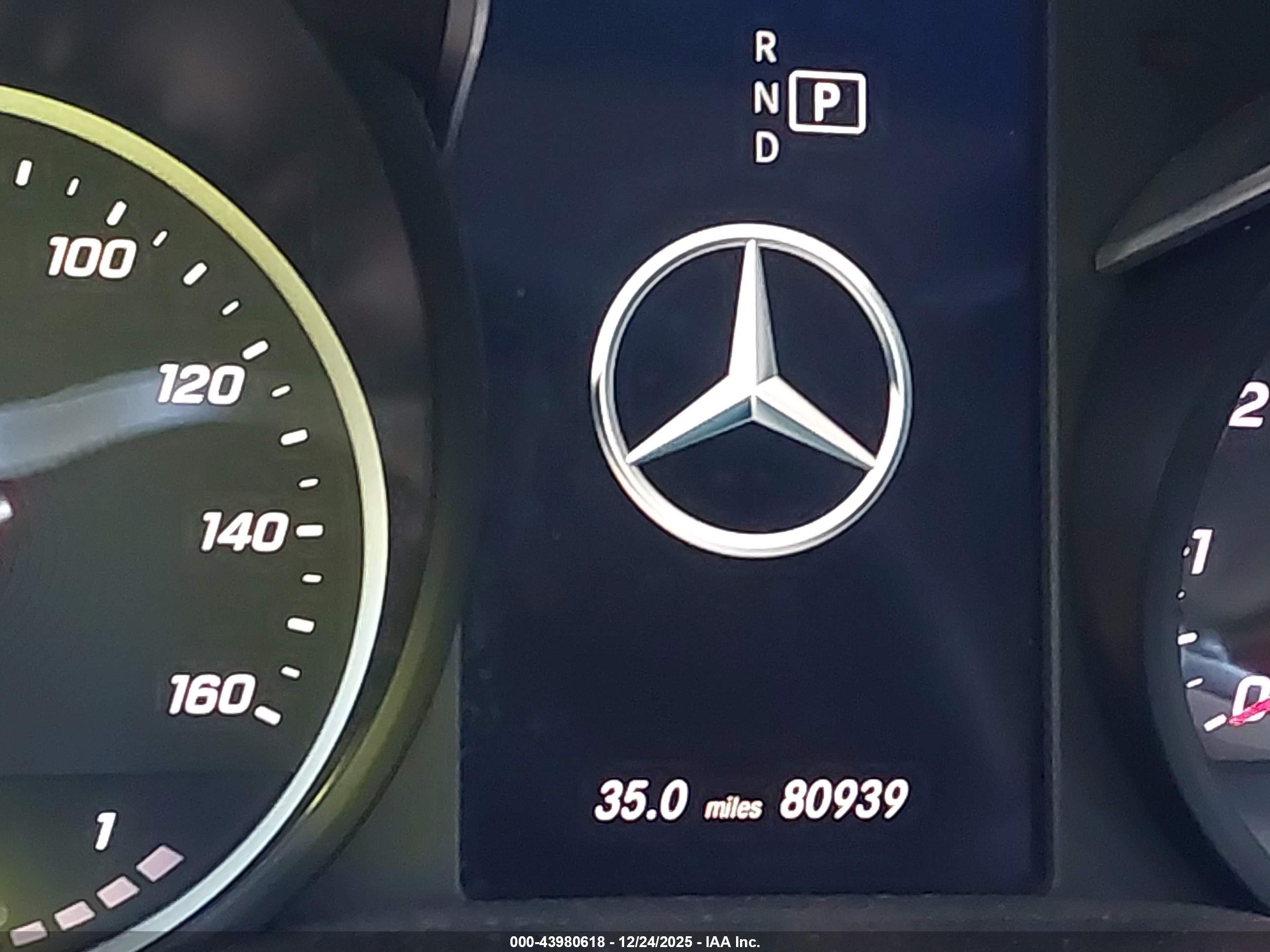 MERCEDES-BENZ GLC image 7