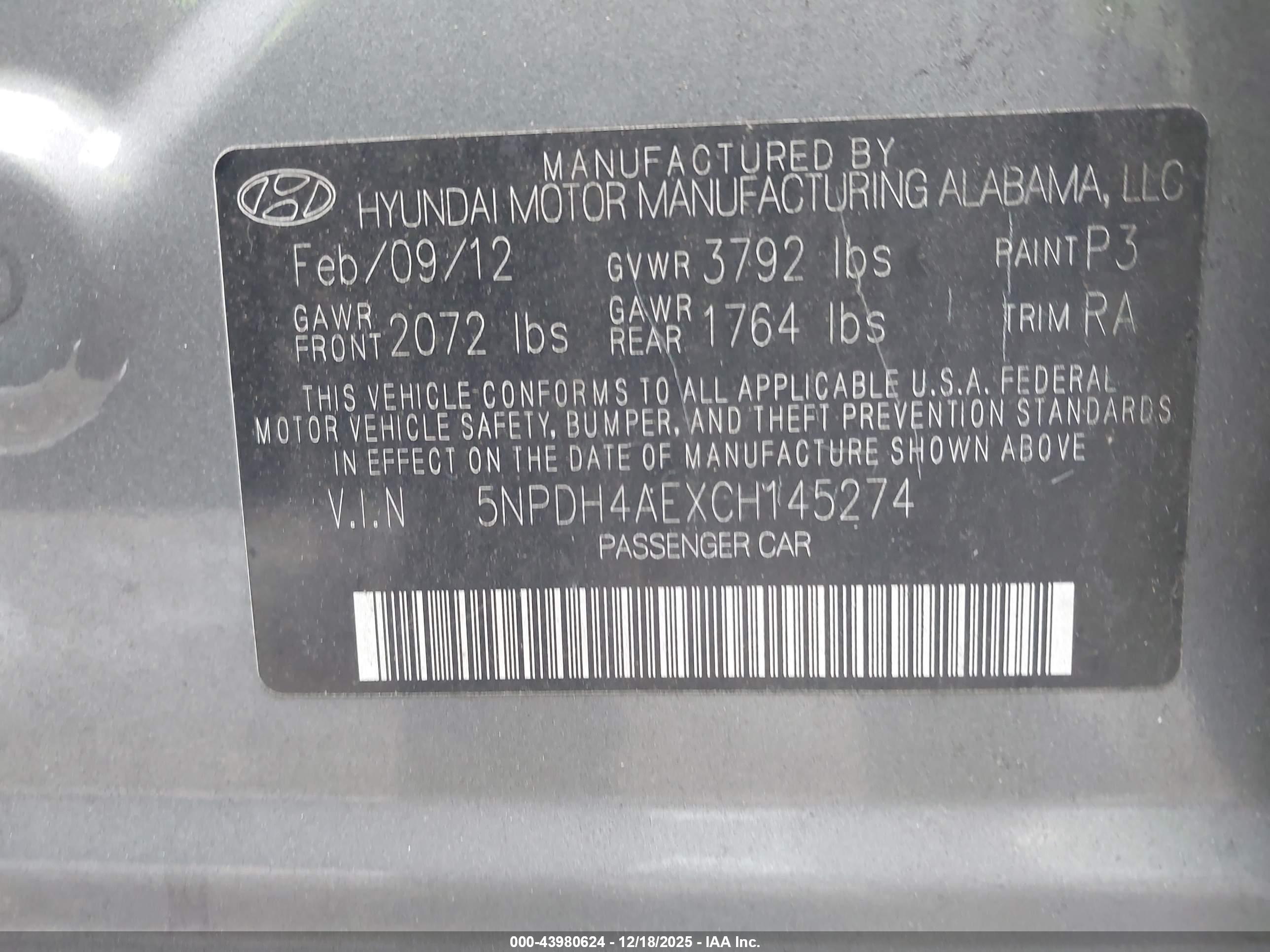 HYUNDAI ELANTRA image 9