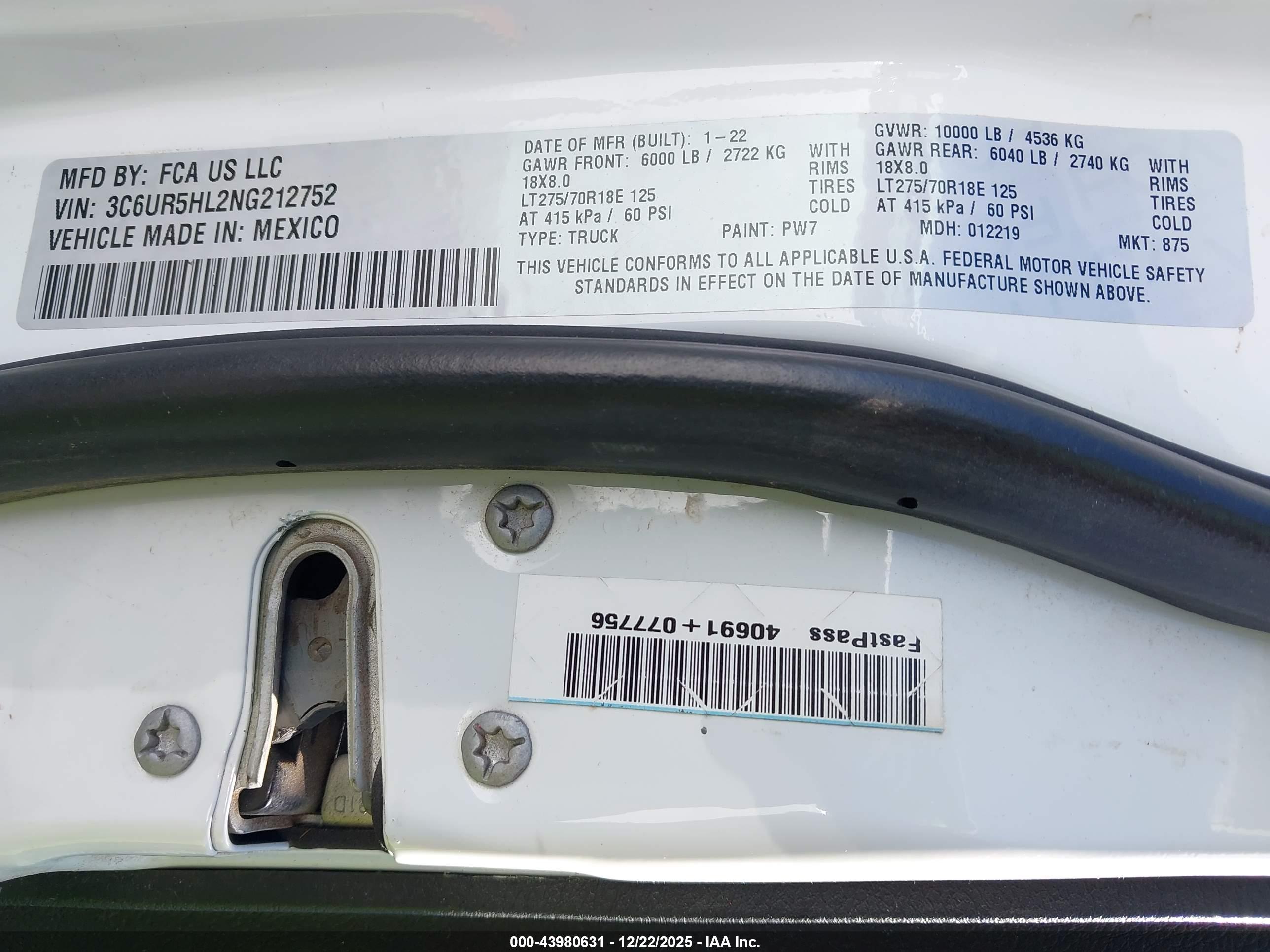 RAM 2500 image 9