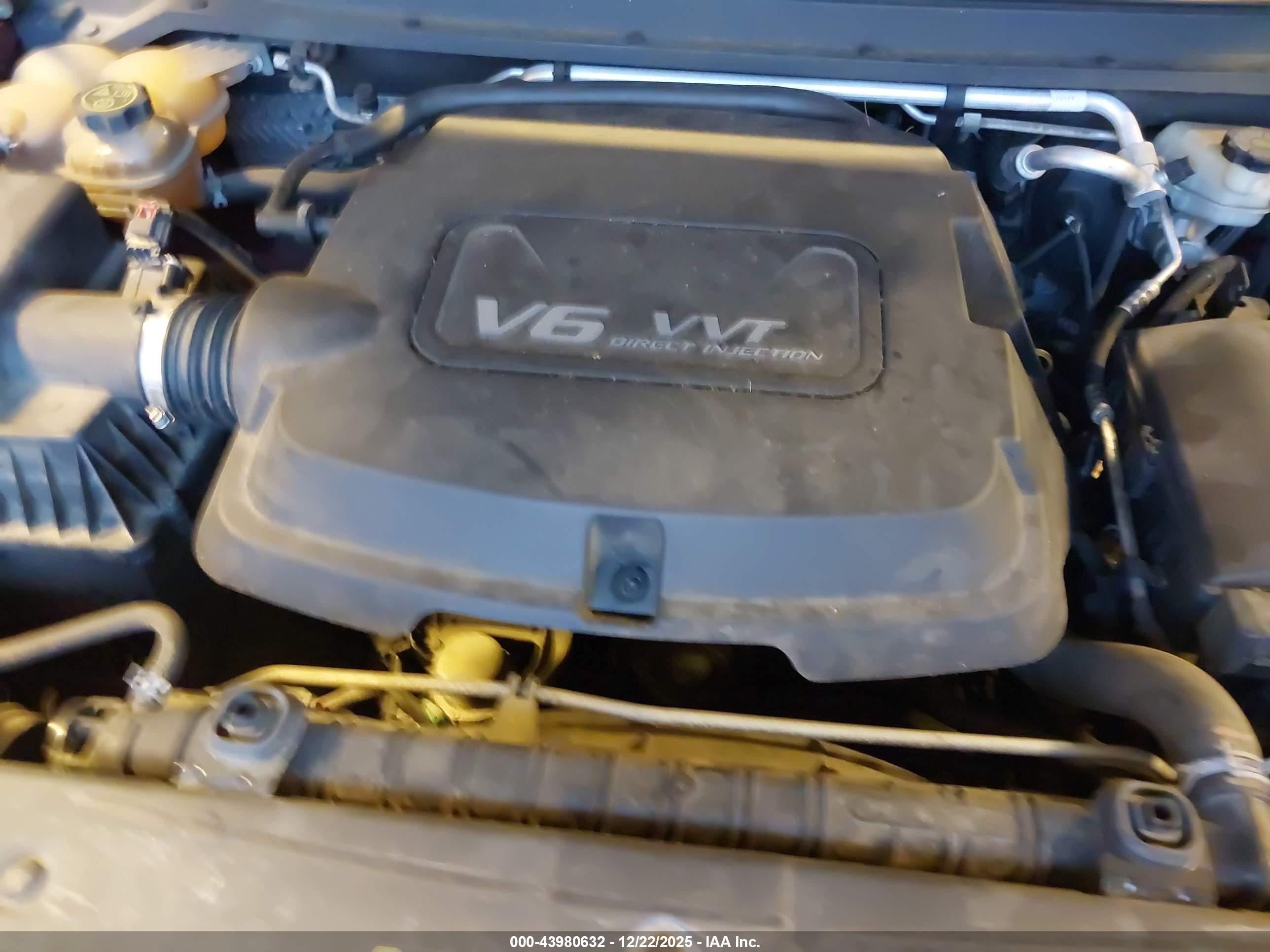 GMC CANYON image 10