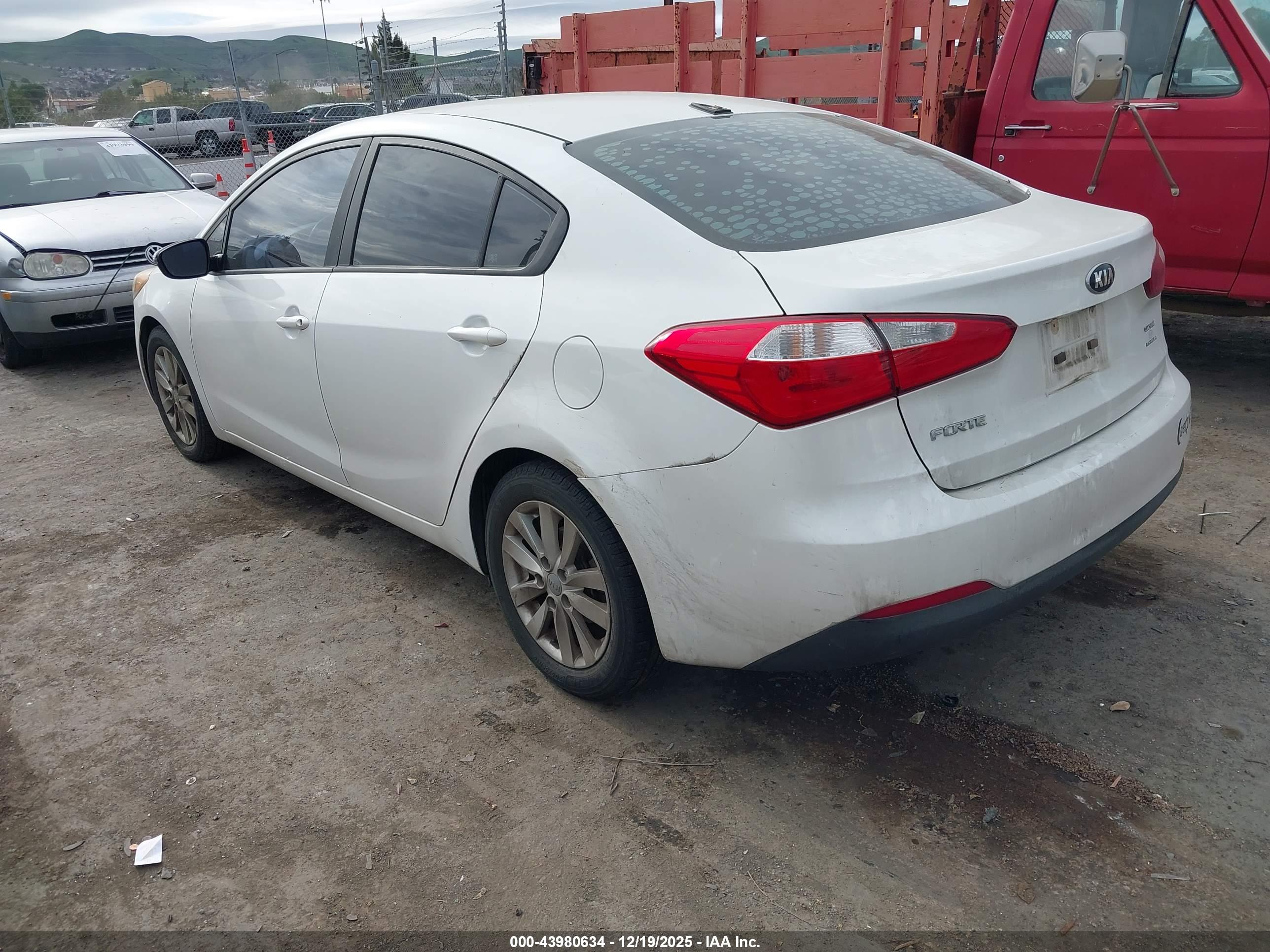 KIA FORTE image 3