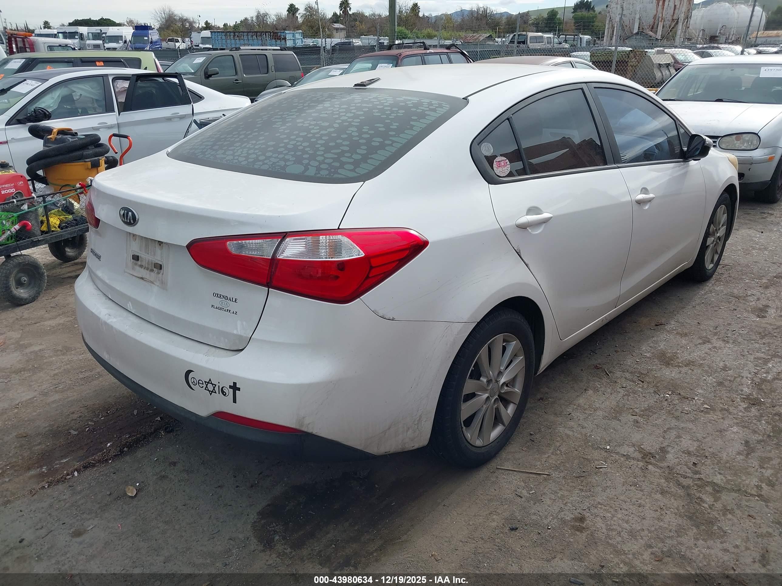 KIA FORTE image 4