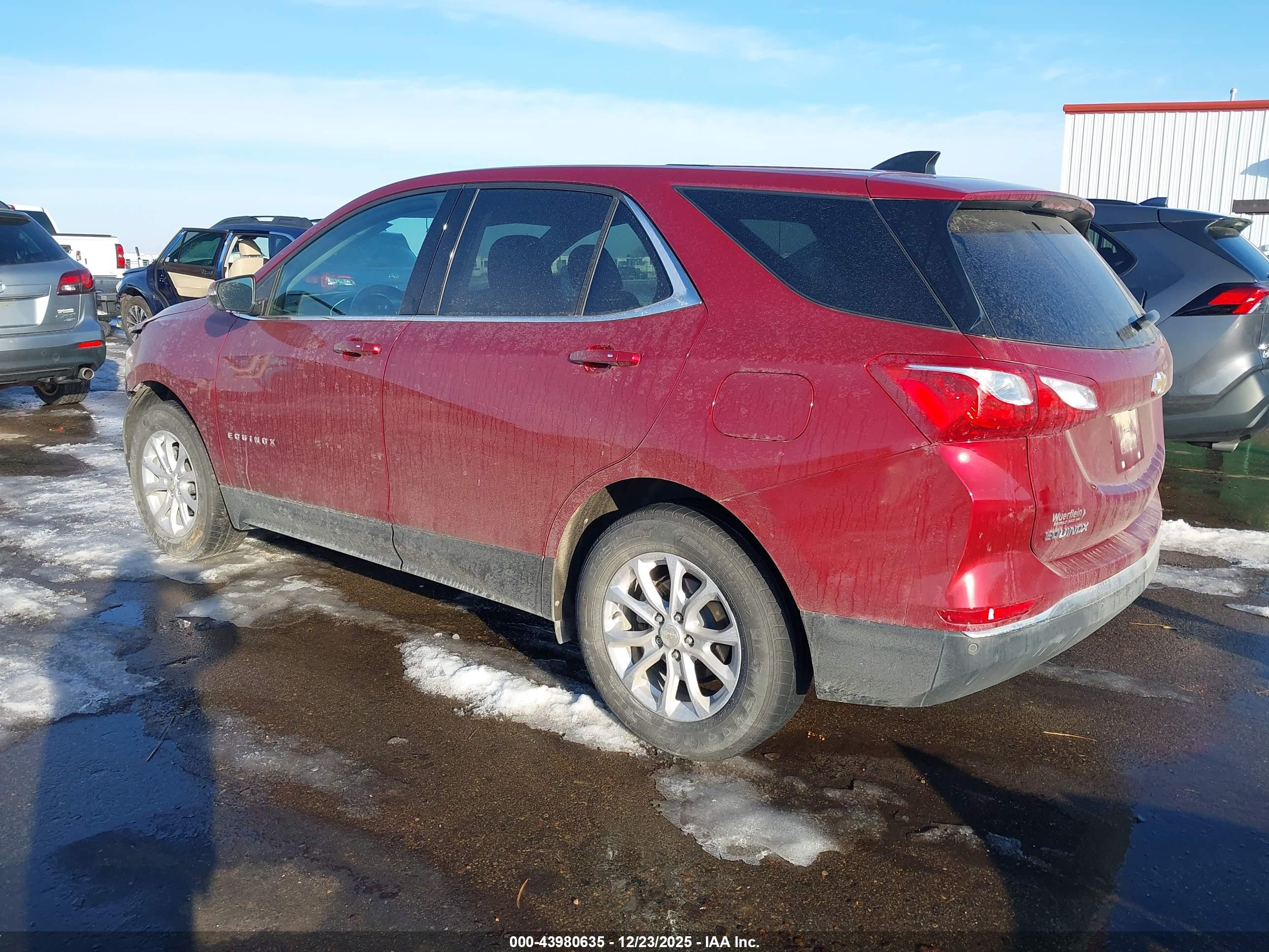 CHEVROLET EQUINOX image 3