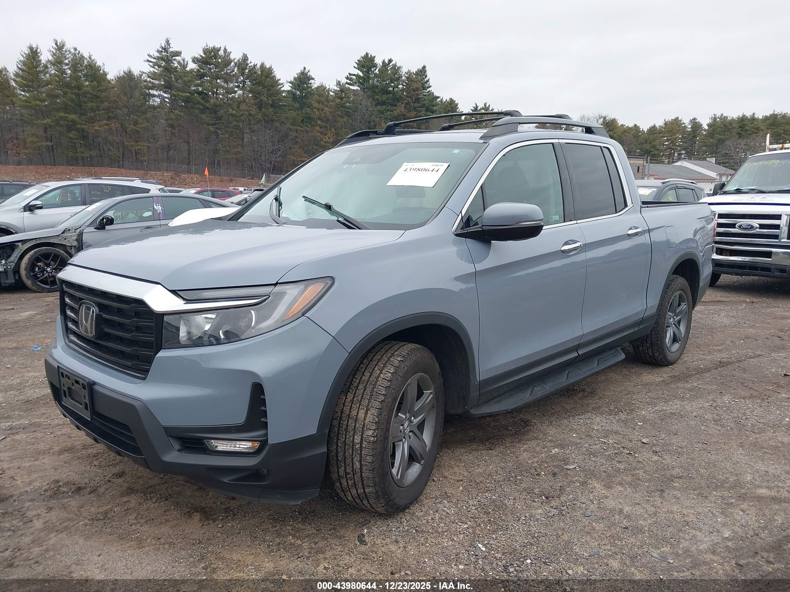 HONDA RIDGELINE image 2