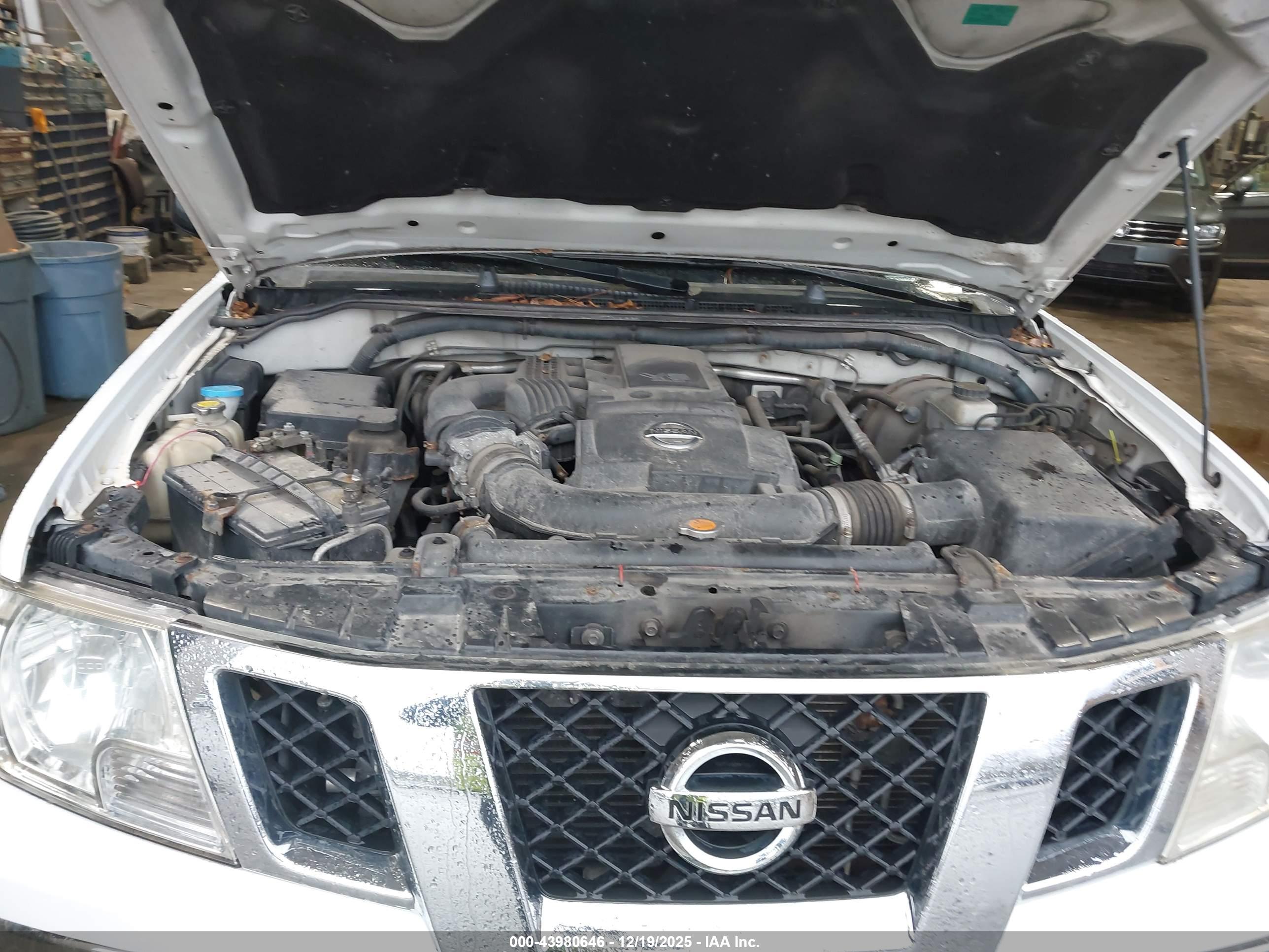 NISSAN FRONTIER image 10