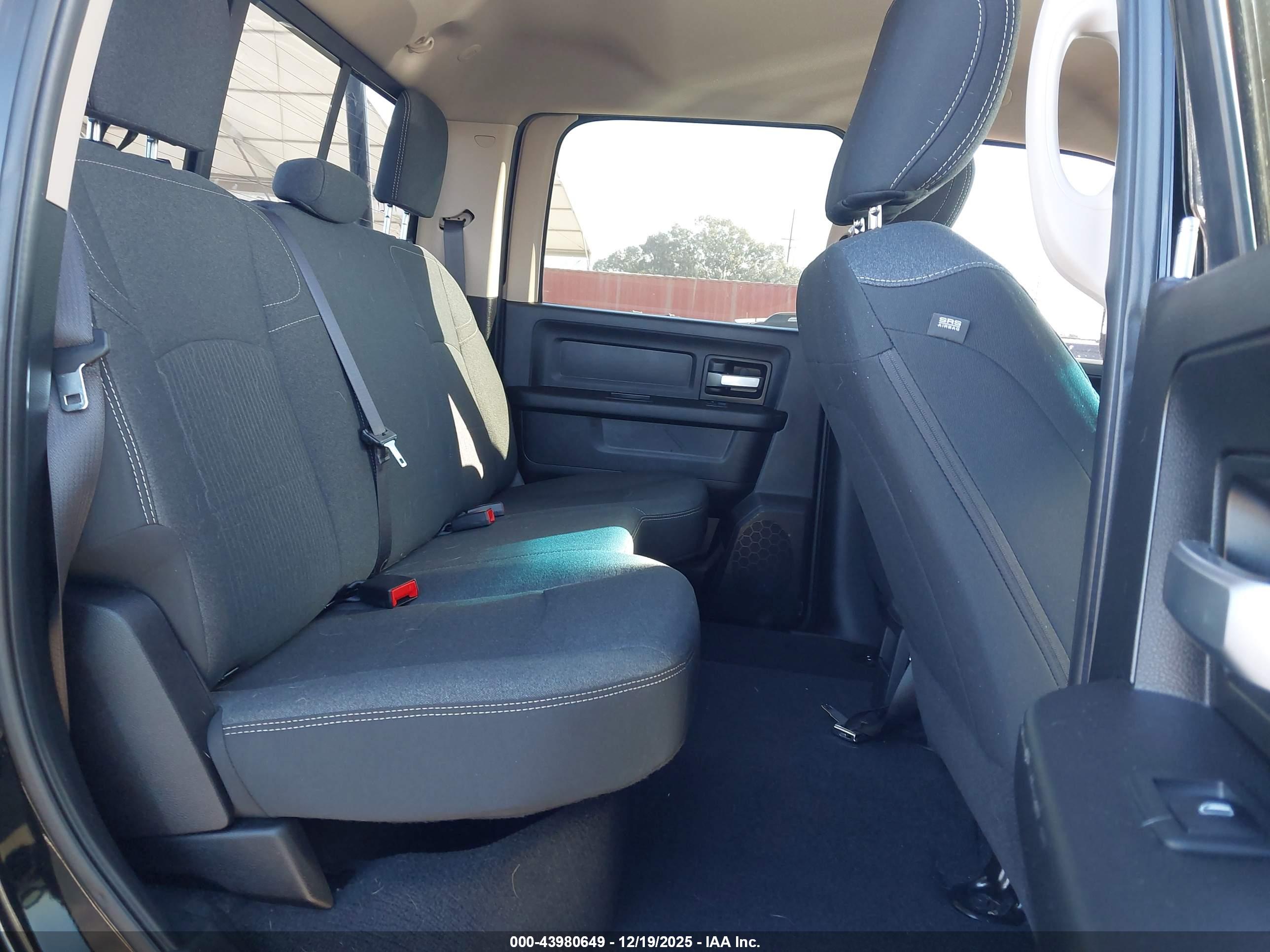 RAM 2500 image 8