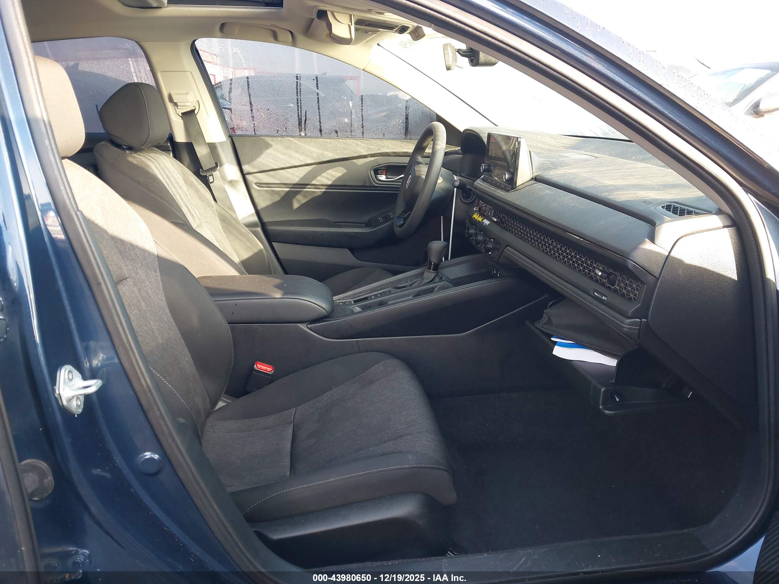 HONDA ACCORD image 5