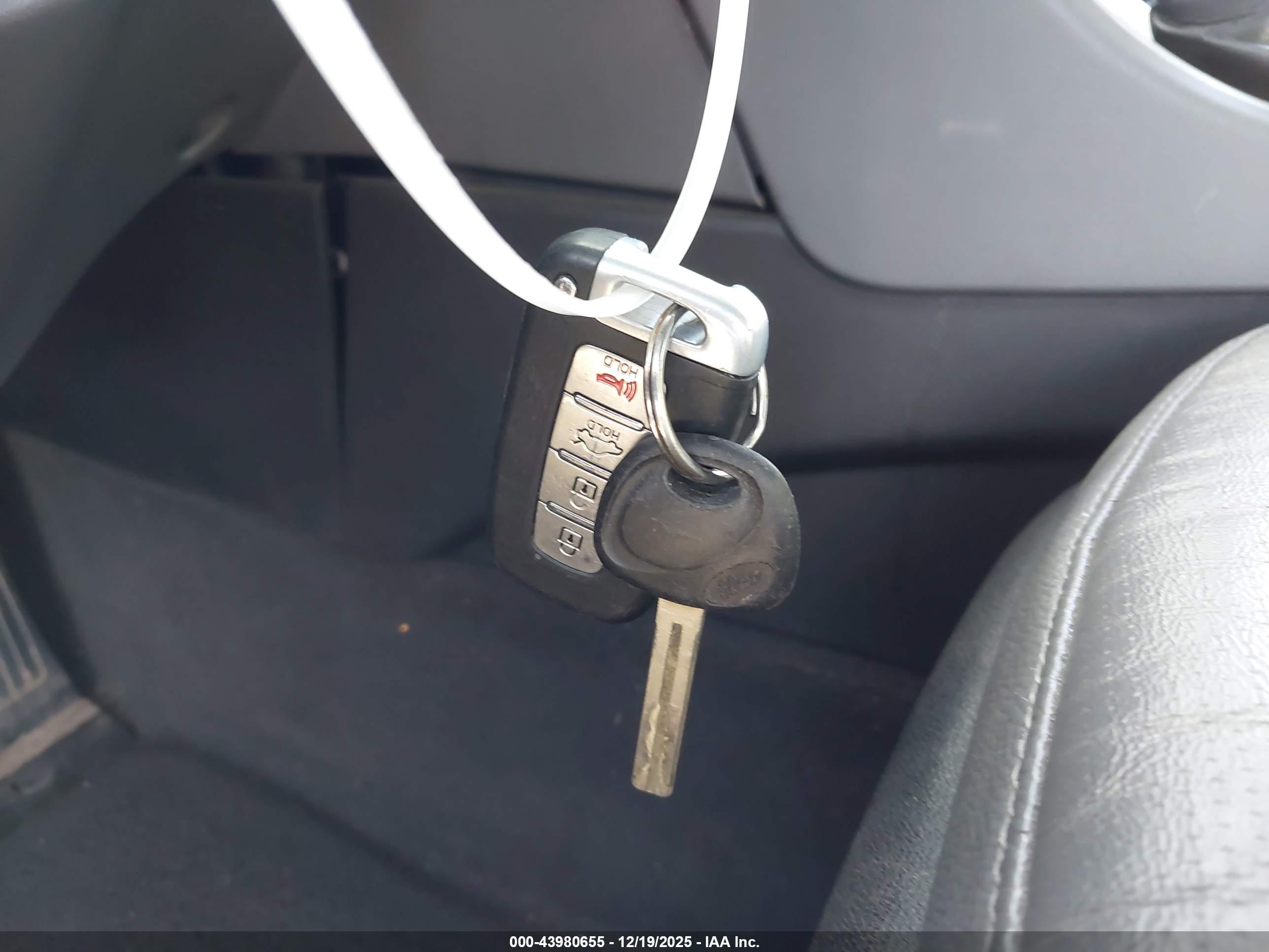 HYUNDAI SONATA image 11
